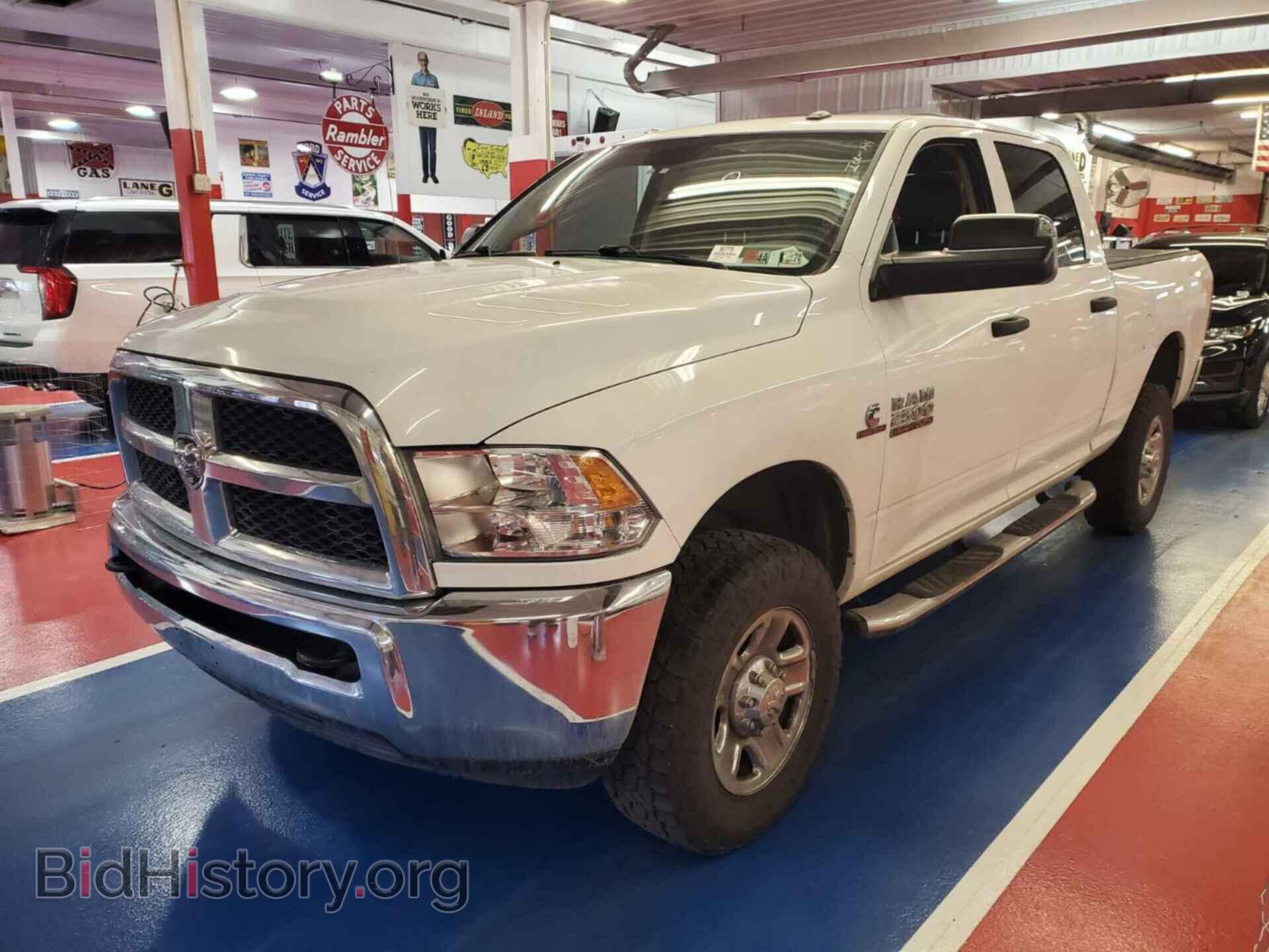 2018 RAM 2500 - VIN: 3C6UR5CL2JG185022 - Photo 4