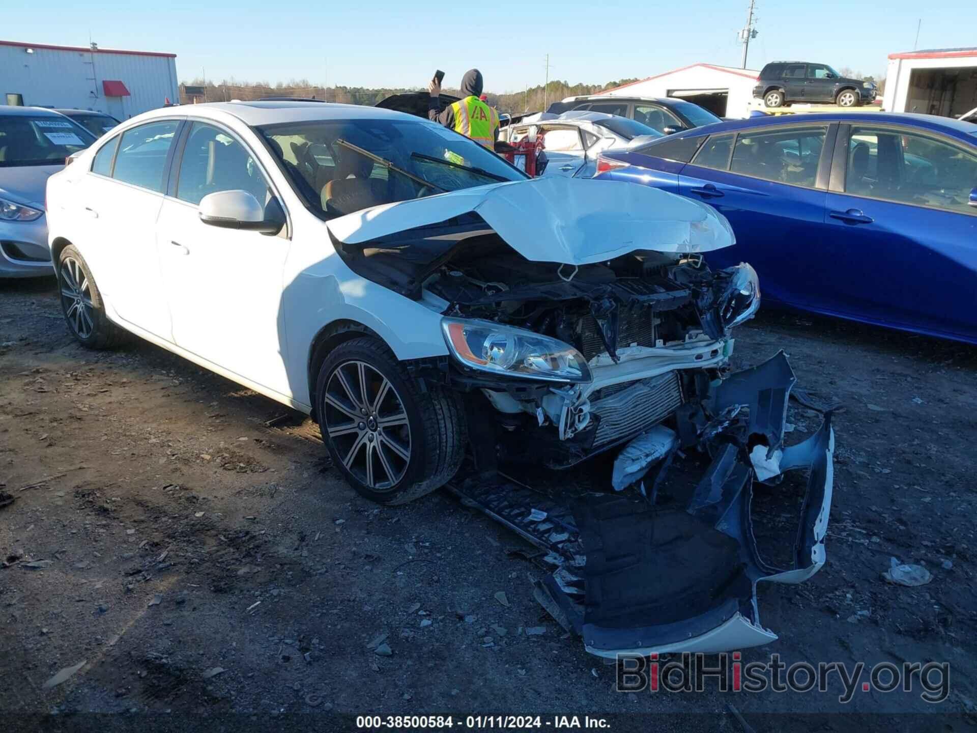 Photo LYV402FKXGB088963 - VOLVO S60 INSCRIPTION 2016