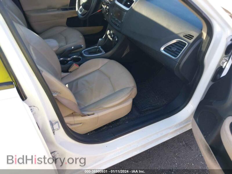 2011 Dodge AVENGER (VIN 1B3BD2FG6BN548993) — photo 5 of 11