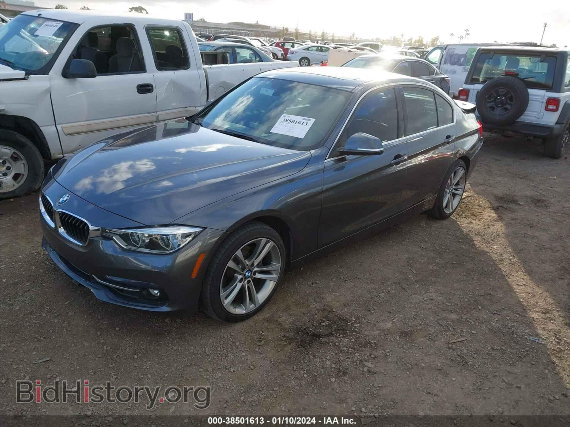 2018 BMW 330I - VIN: WBA8B9C52JEE82483 - Фото 2