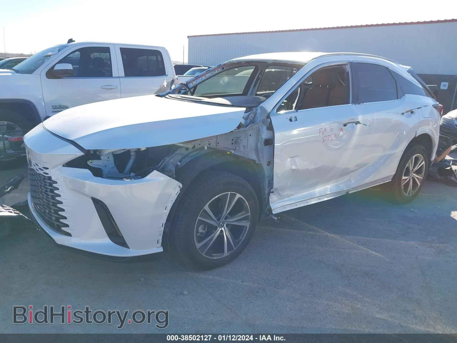 2023 LEXUS RX 350 - VIN: 2T2BAMBA2PC004176 - Photo 2