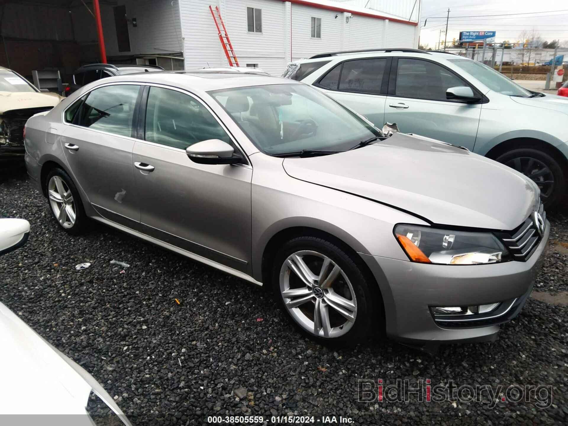 Photo 1VWCM7A38CC013937 - VOLKSWAGEN PASSAT 2012