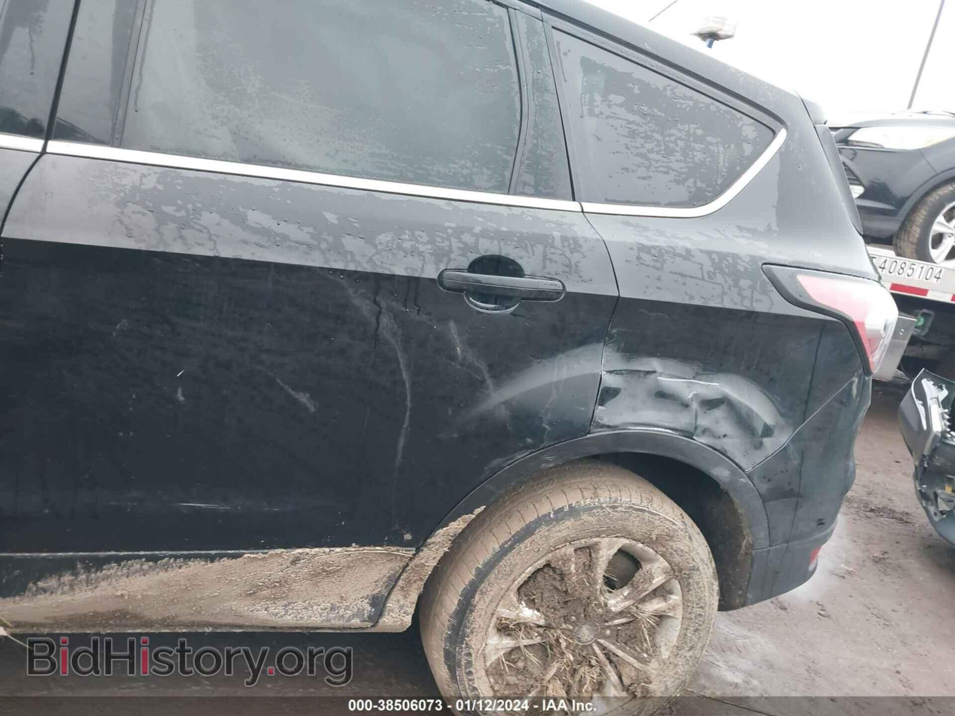 2017 FORD ESCAPE - VIN: 1FMCU9GD1HUD19082 - Photo 6