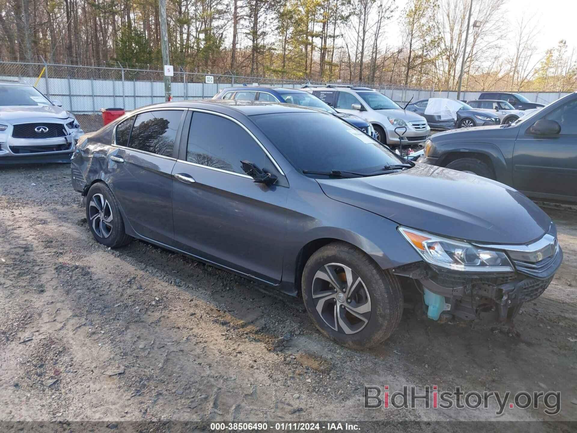 Photo 1HGCR2F37HA266414 - HONDA ACCORD 2017