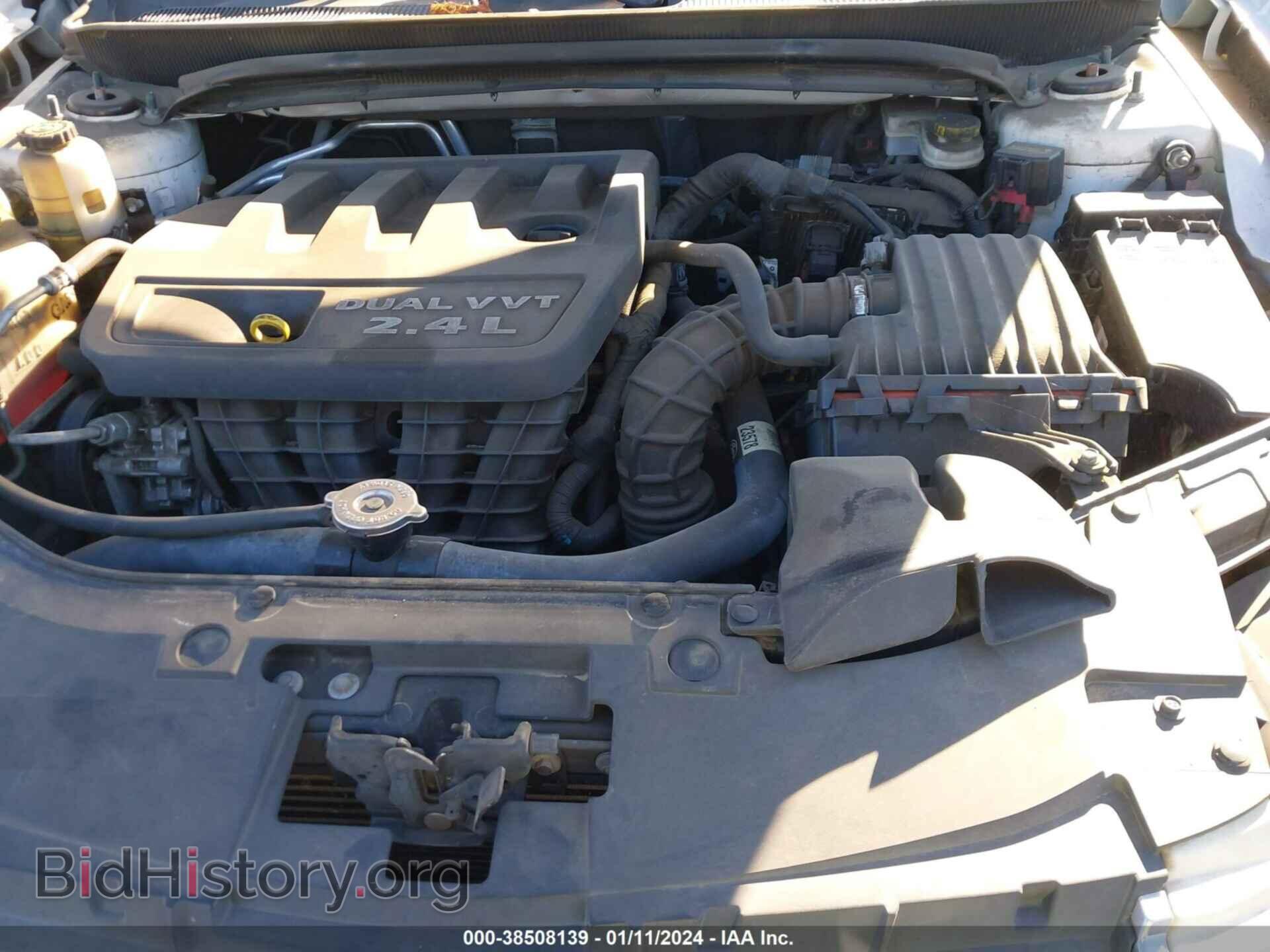 2011 CHRYSLER 200 - VIN: 1C3BC2EB8BN549638 - Фото 10