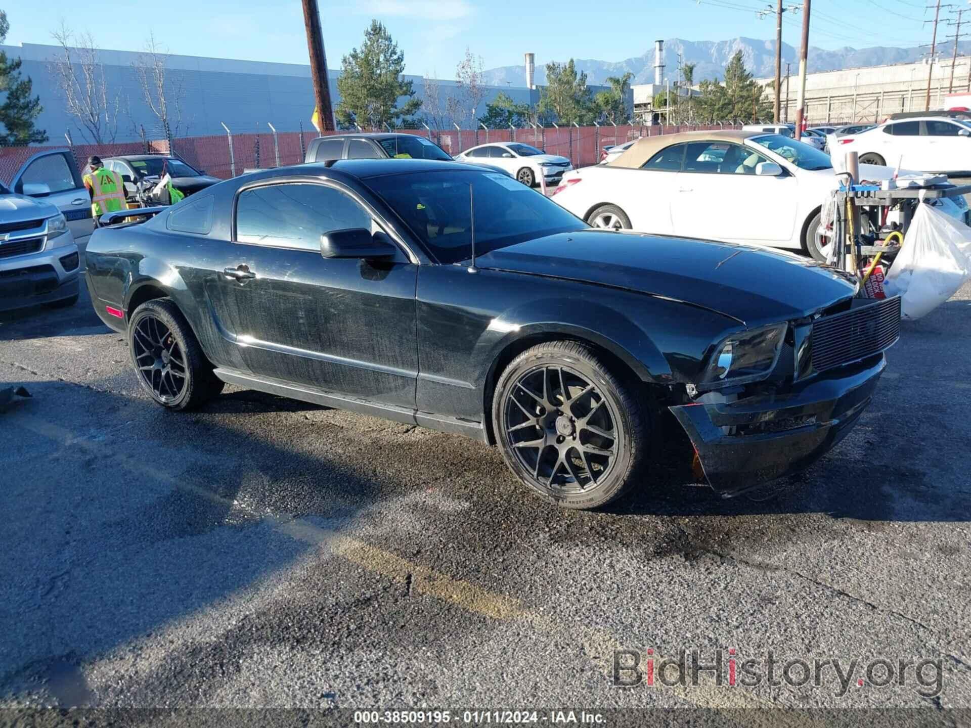 Photo 1ZVHT80N585139279 - FORD MUSTANG 2008