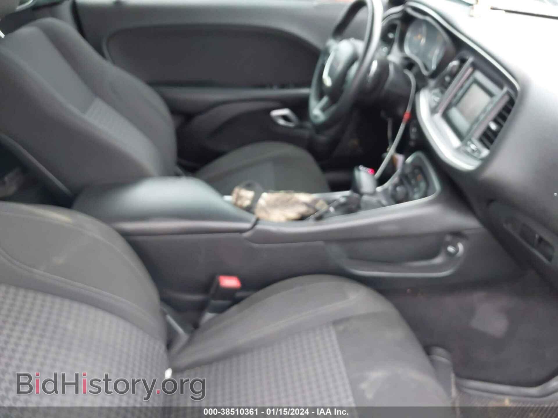 2017 DODGE CHALLENGER - VIN: 2C3CDZAG7HH573345 - Фото 5