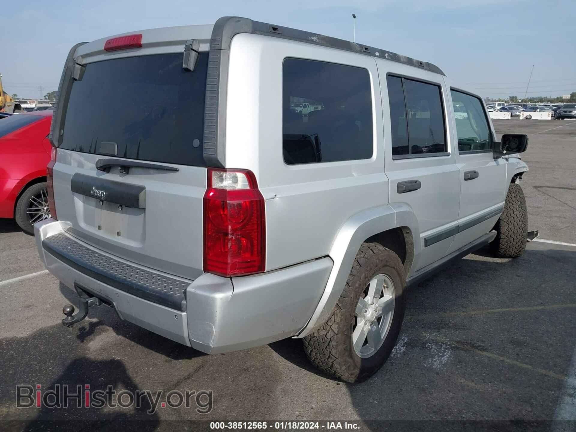 2006 JEEP COMMANDER - VIN: 1J8HH48K76C211169 - Photo 4