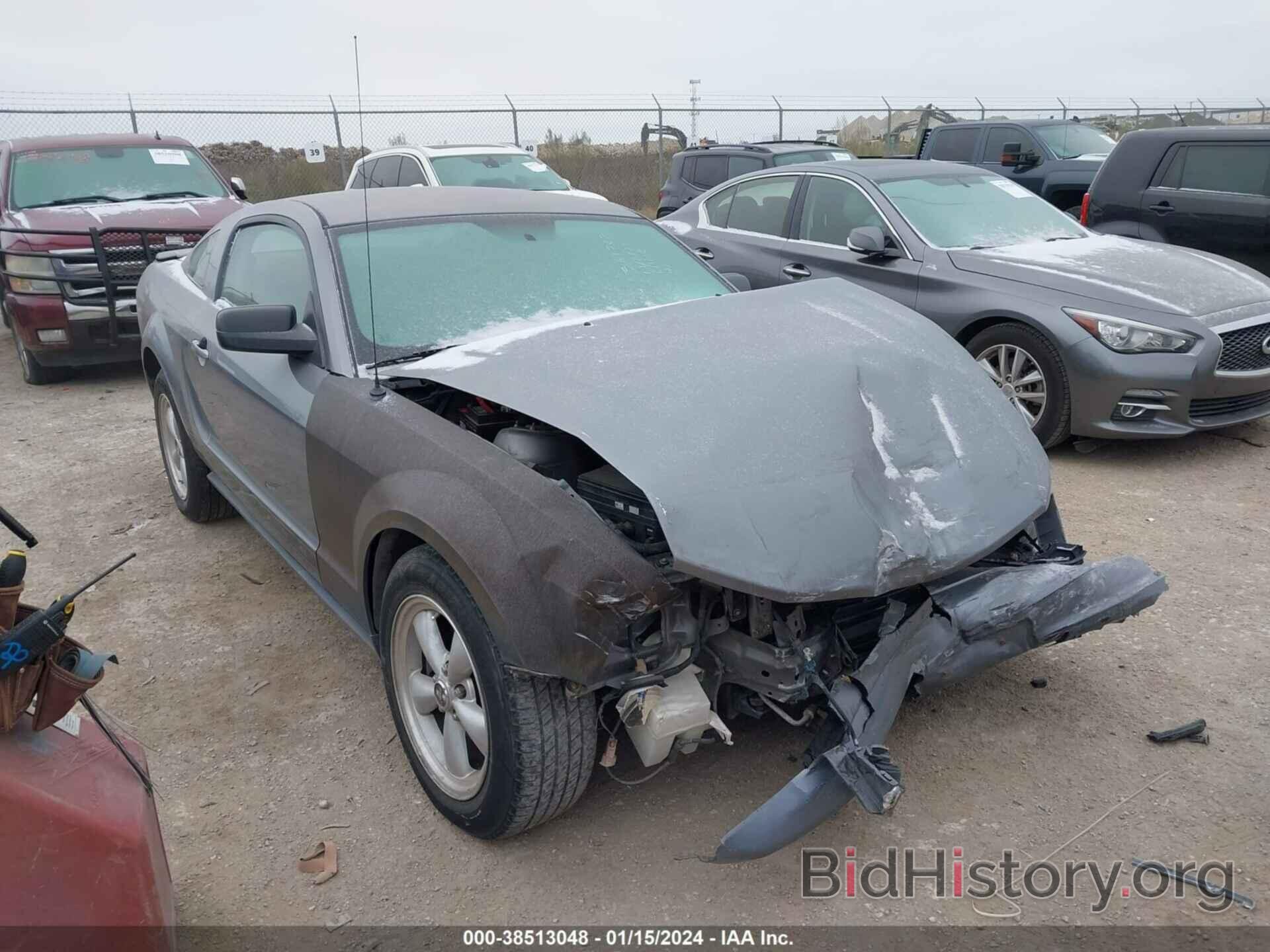 Photo 1ZVFT80NX75357417 - FORD MUSTANG 2007