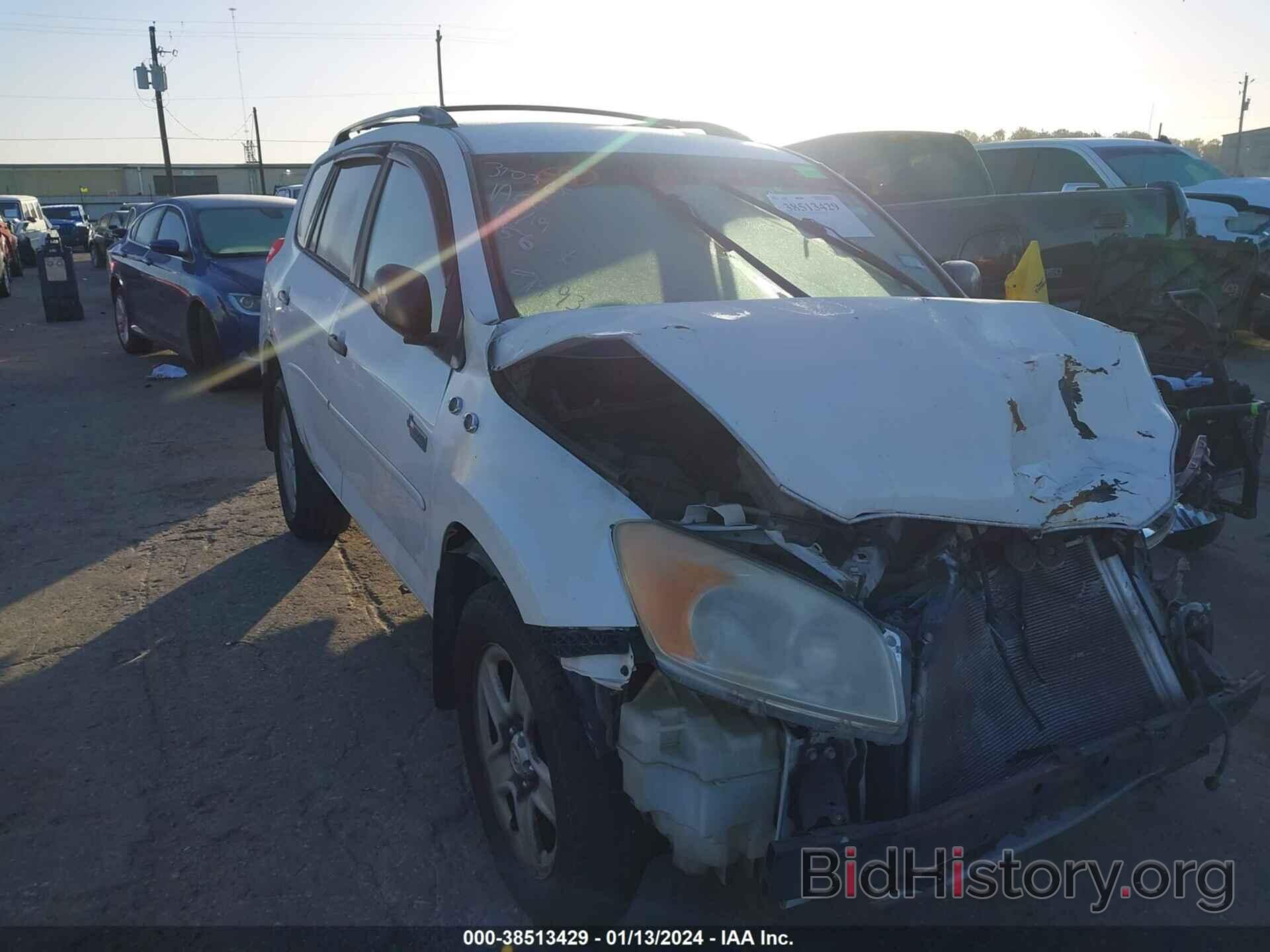 Photo 2T3ZF4DV0AW017493 - TOYOTA RAV4 2010