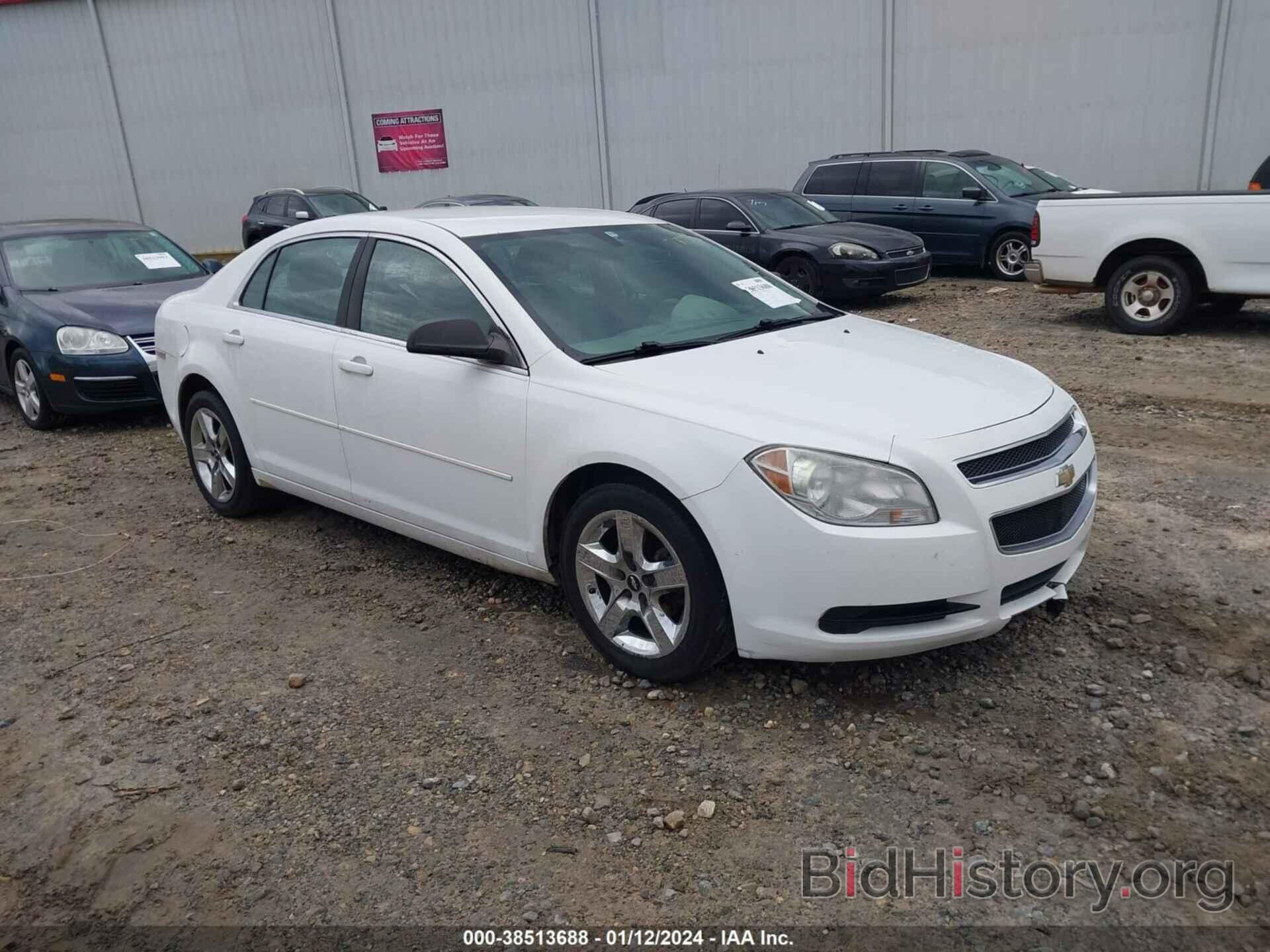 Photo 1G1ZA5E00AF237489 - CHEVROLET MALIBU 2010