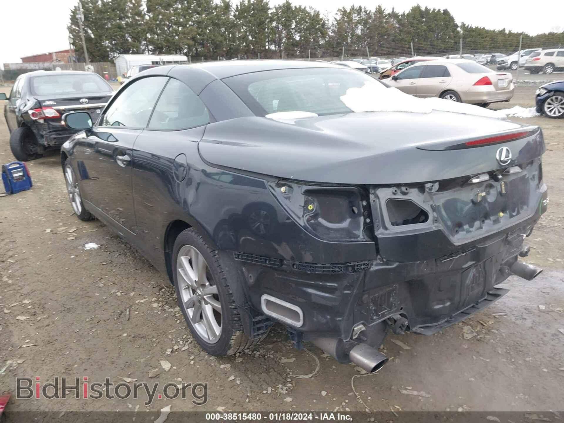 2011 LEXUS IS 250C - VIN: JTHFF2C29B2518468 - Фото 3