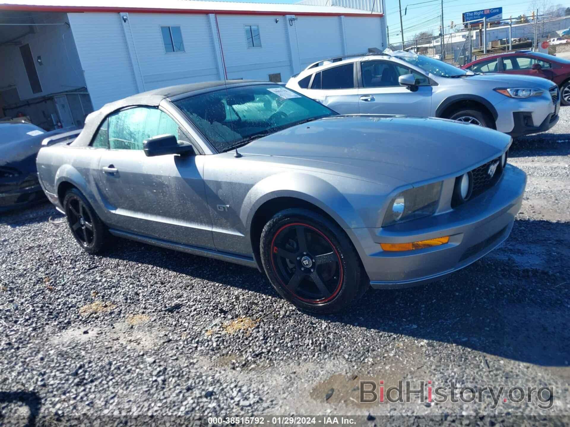 Photo 1ZVHT85H475276005 - FORD MUSTANG 2007