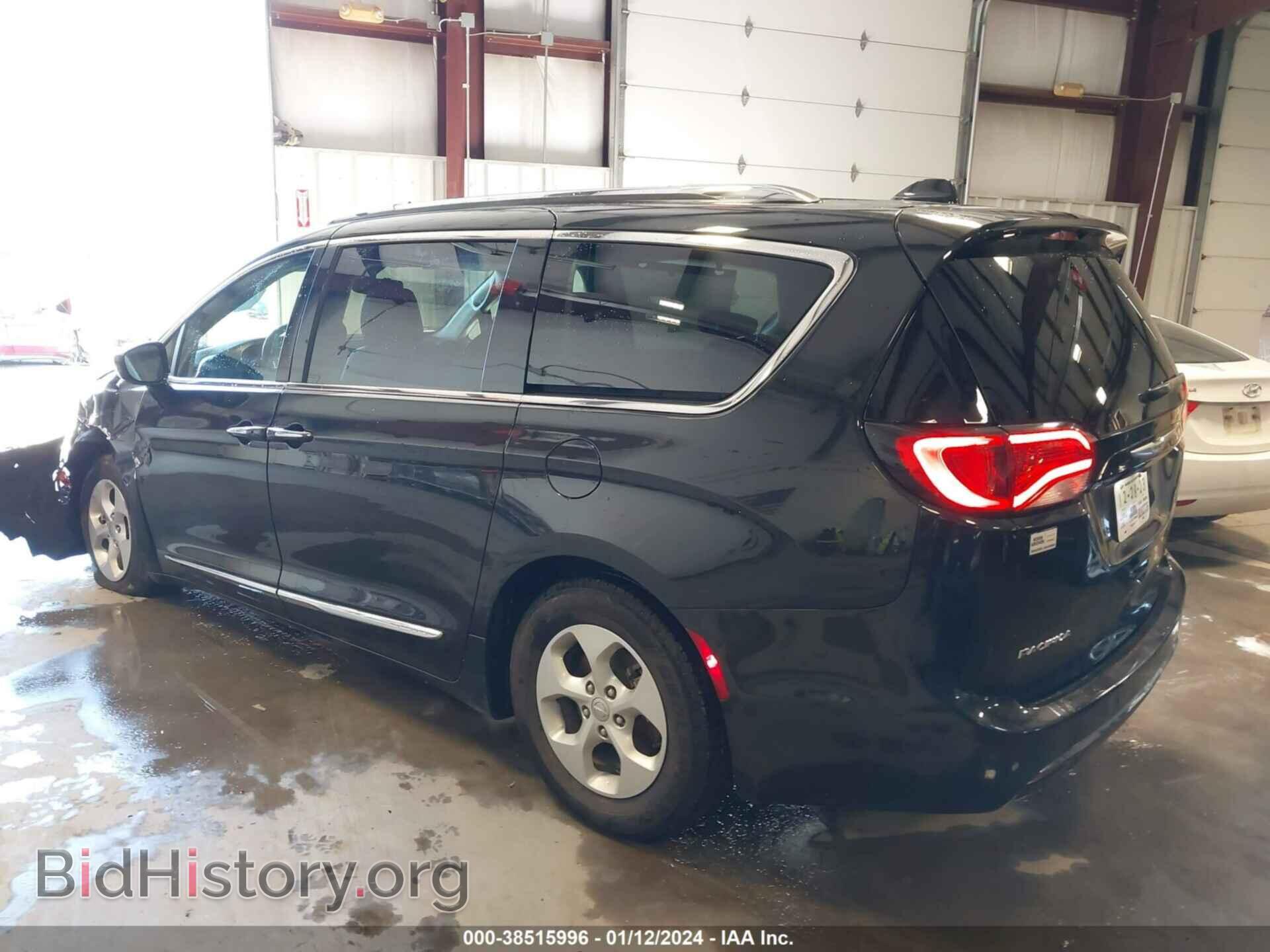 2017 CHRYSLER PACIFICA - VIN: 2C4RC1EG7HR653498 - Photo 3