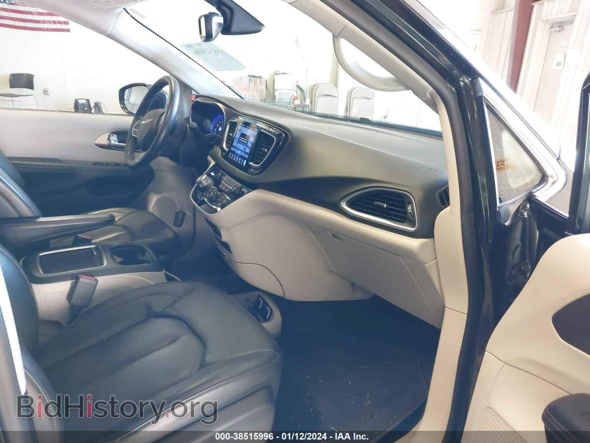 2017 CHRYSLER PACIFICA - VIN: 2C4RC1EG7HR653498 - Photo 5