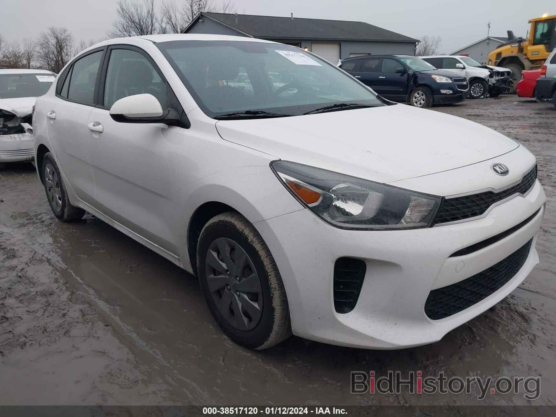 Photo 3KPA24AB0JE072136 - KIA RIO 2018