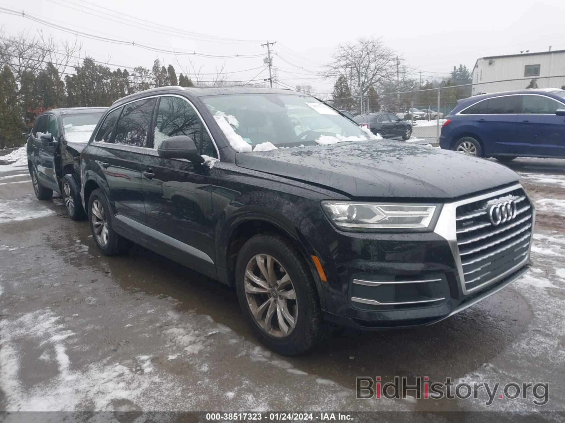 Photo WA1AHAF77HD042817 - AUDI Q7 2017