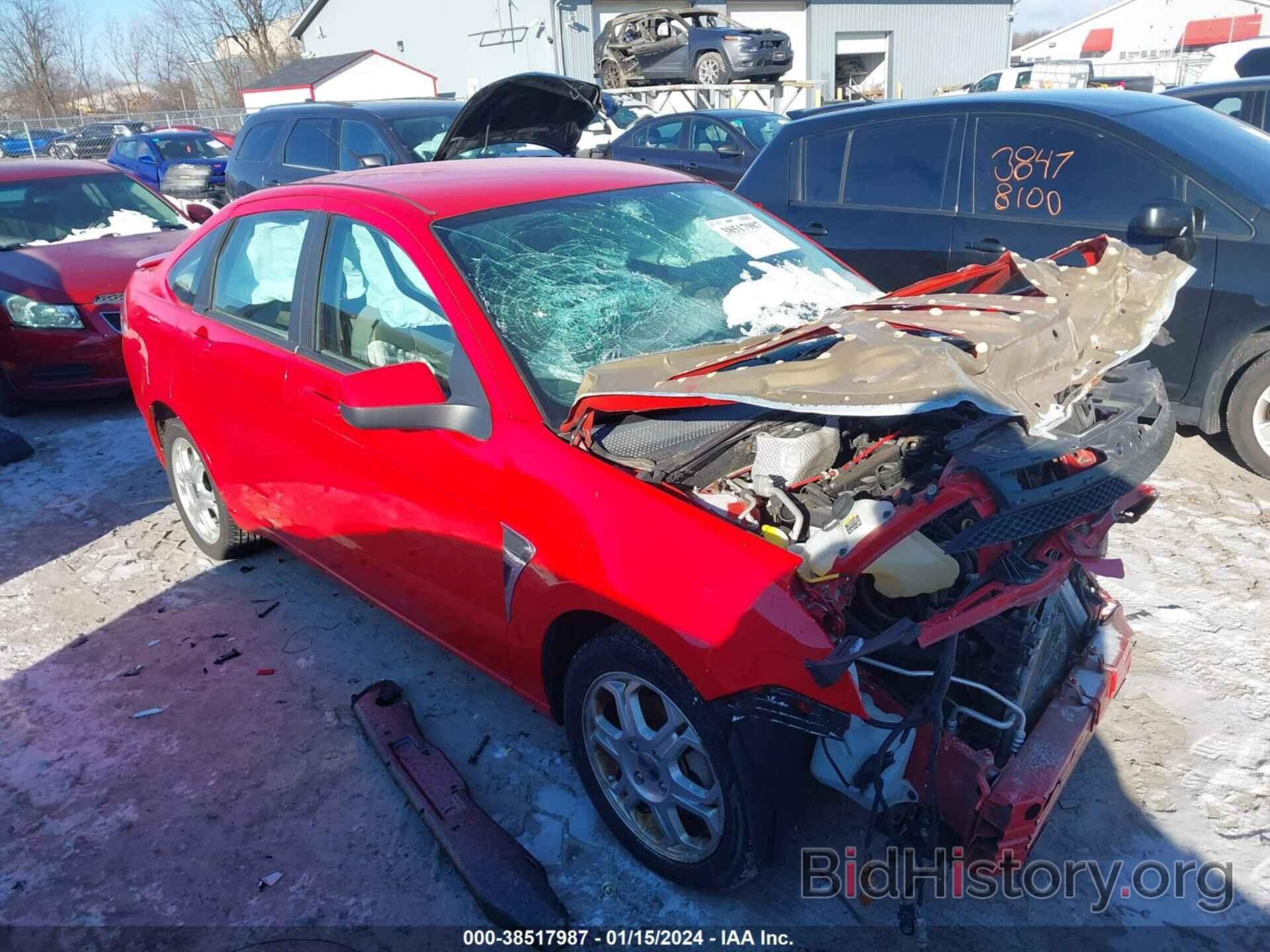 Photo 1FAHP35N28W184330 - FORD FOCUS 2008