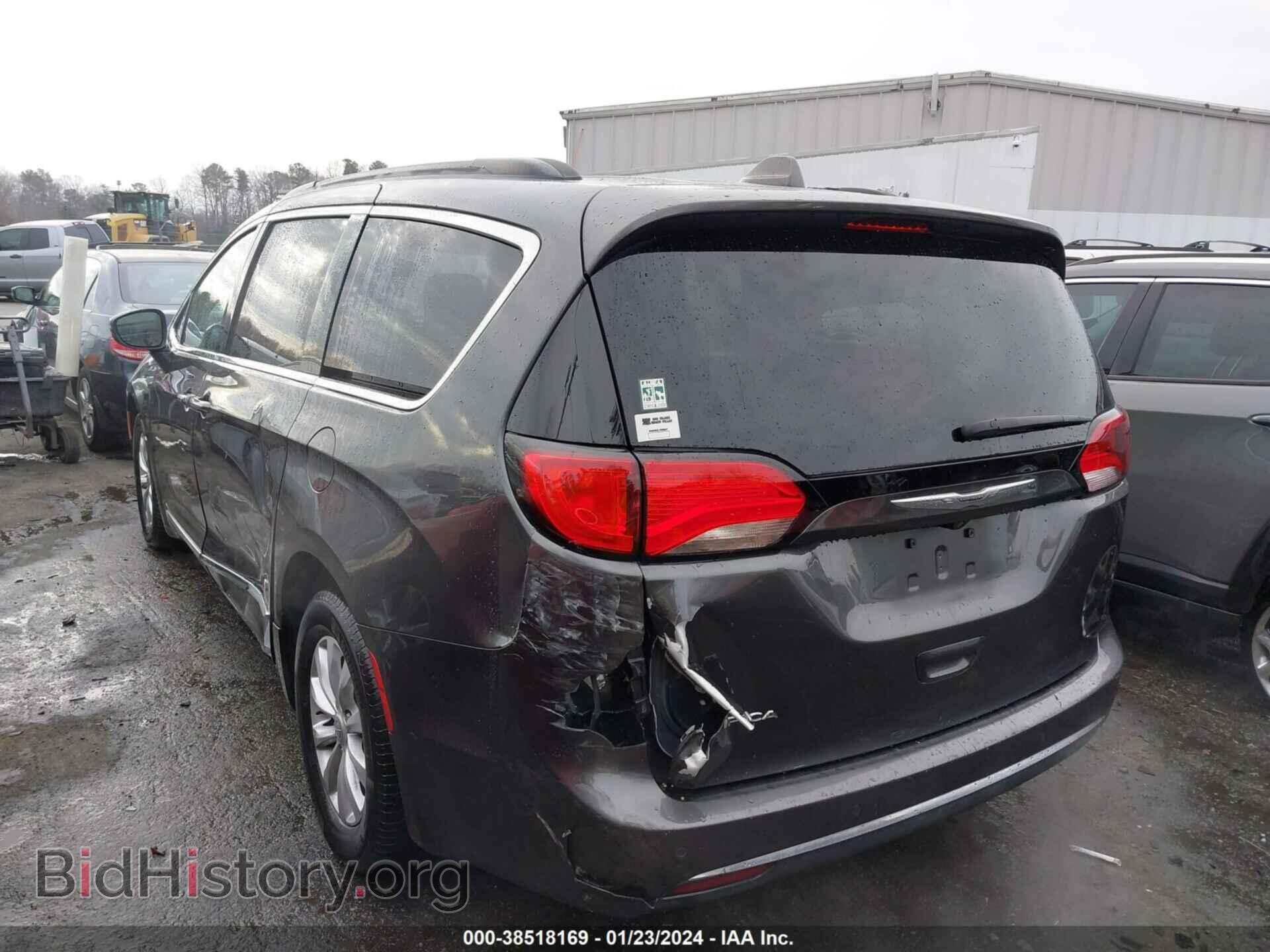 2017 CHRYSLER PACIFICA - VIN: 2C4RC1BG9HR526420 - Фото 3