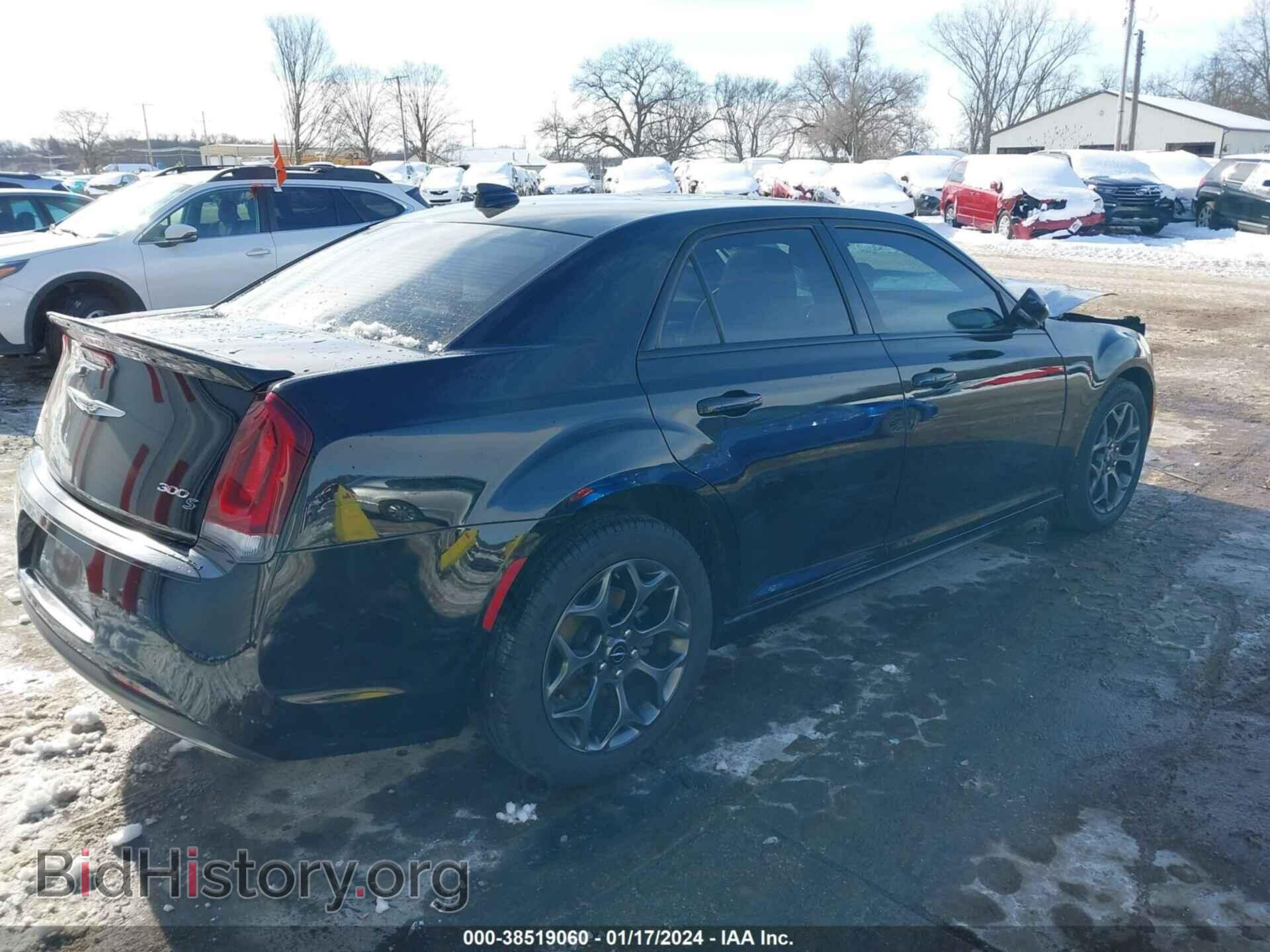 2018 CHRYSLER 300 - VIN: 2C3CCAGG7JH177675 - Фото 4