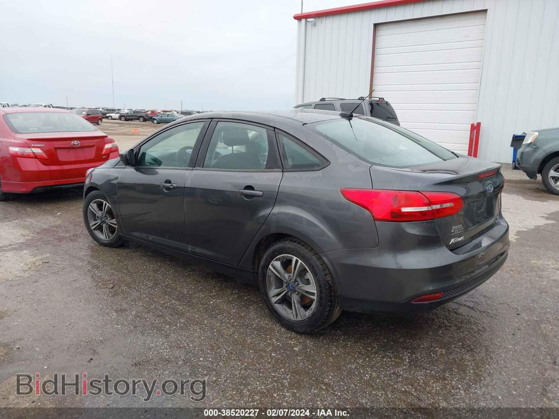 2018 FORD FOCUS - VIN: 1FADP3FE1JL204586 - Фото 3