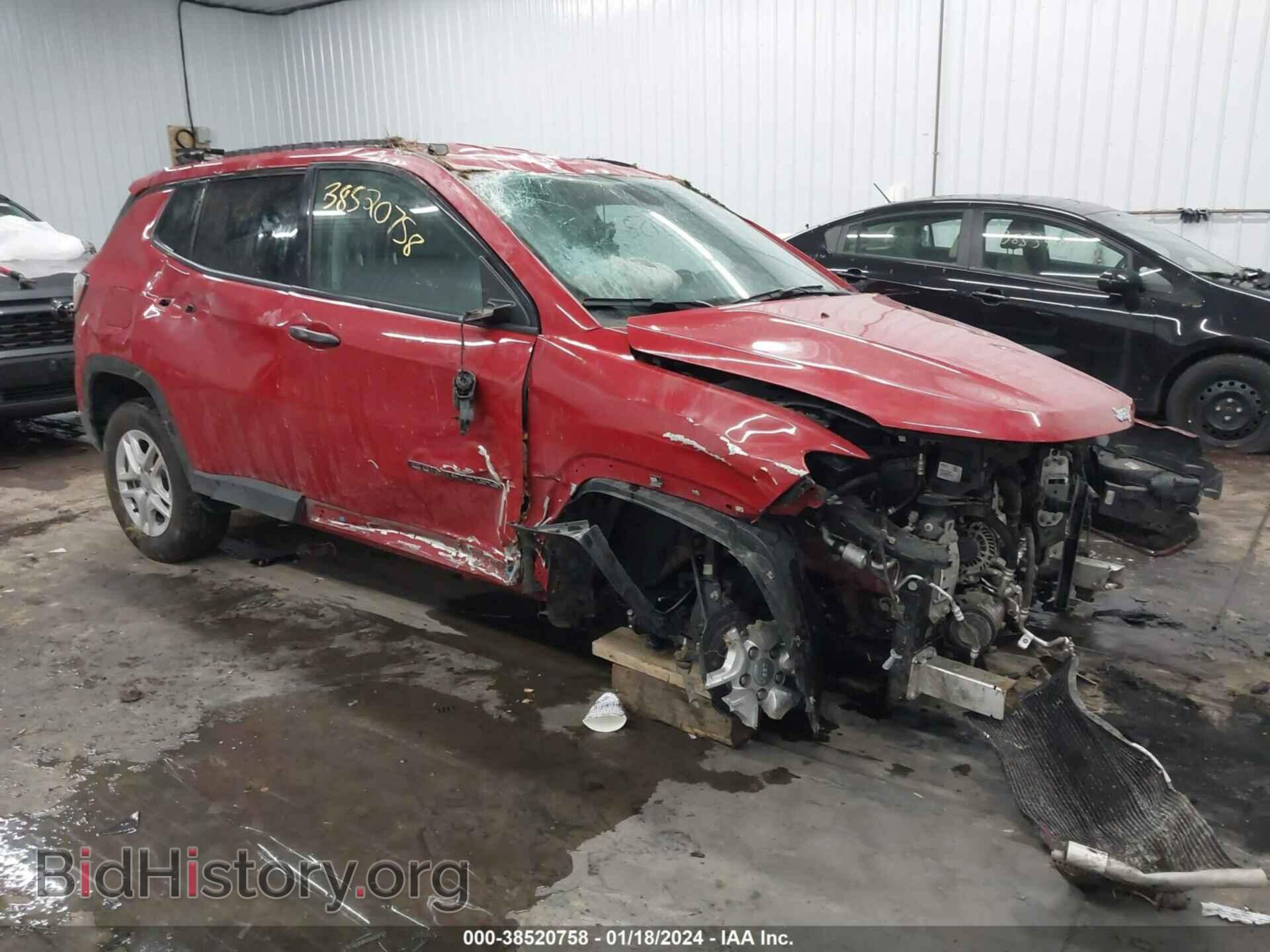Фотография 3C4NJCAB4JT462537 - JEEP COMPASS 2018