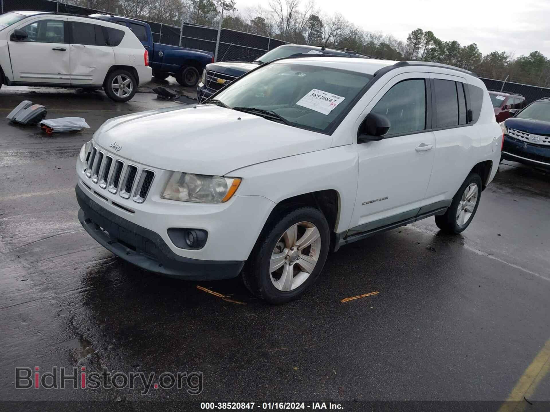 2011 JEEP COMPASS - VIN: 1J4NT1FA4BD246588 - Фото 2