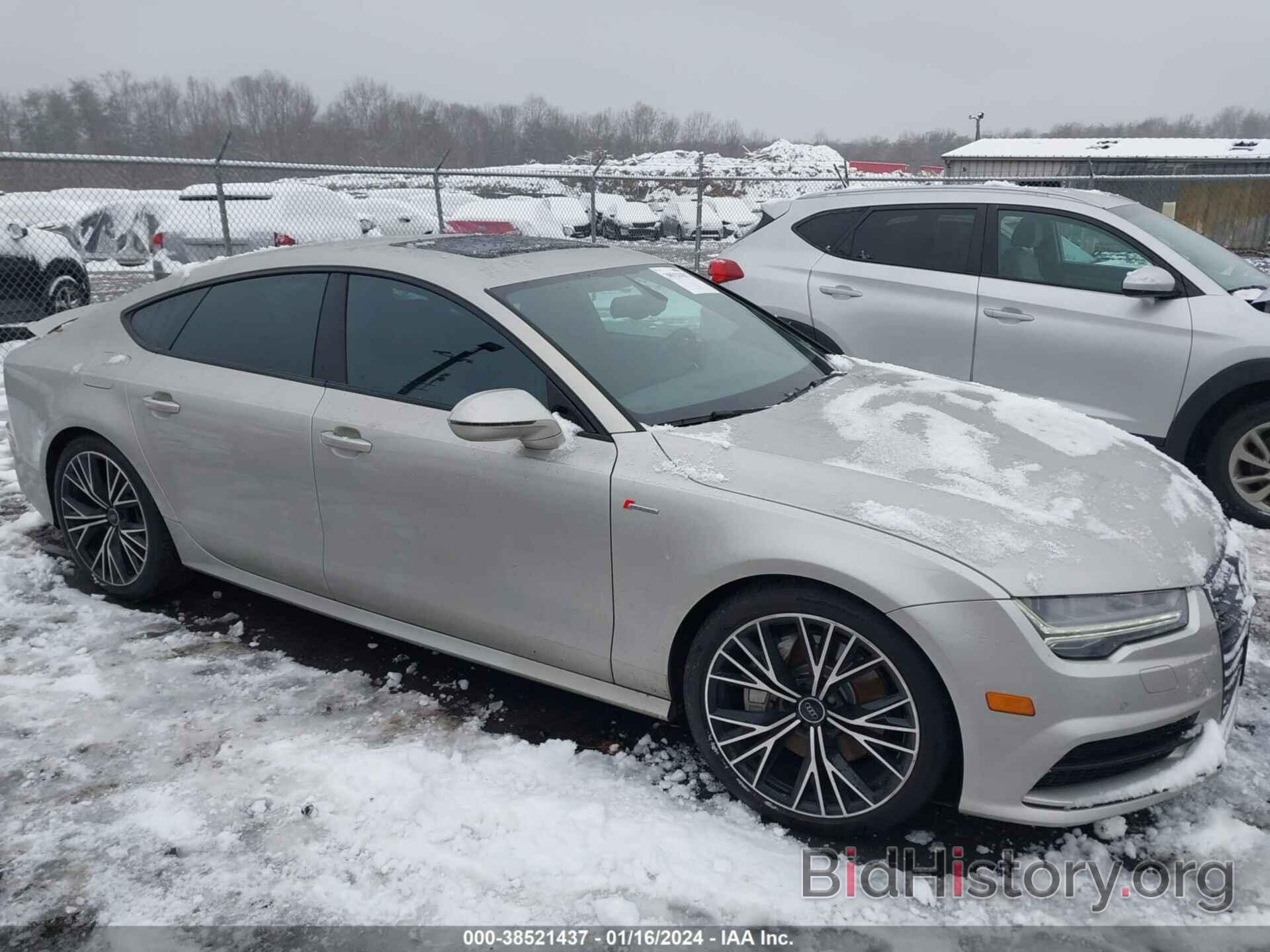 Photo WAUWGAFC6GN101356 - AUDI A7 2016