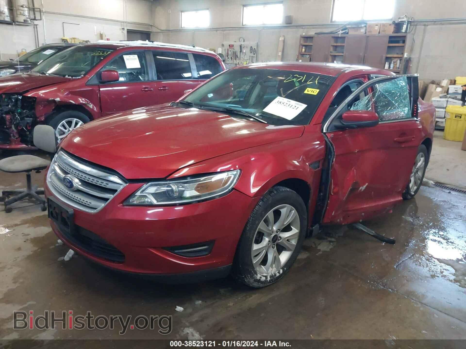2011 FORD TAURUS - VIN: 1FAHP2EW8BG167214 - Фото 2