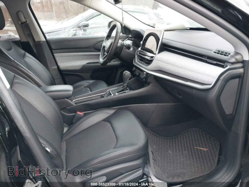 2022 Jeep COMPASS (VIN 3C4NJDBB6NT215790) — фото 5 из 16
