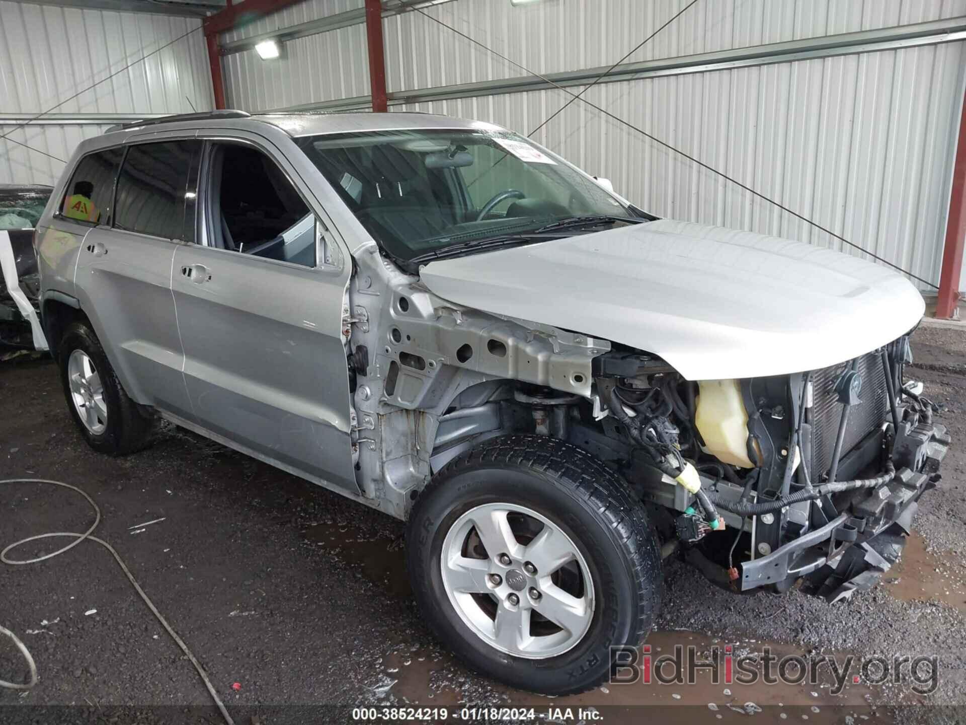 Photo 1J4RR4GG2BC571962 - JEEP GRAND CHEROKEE 2011