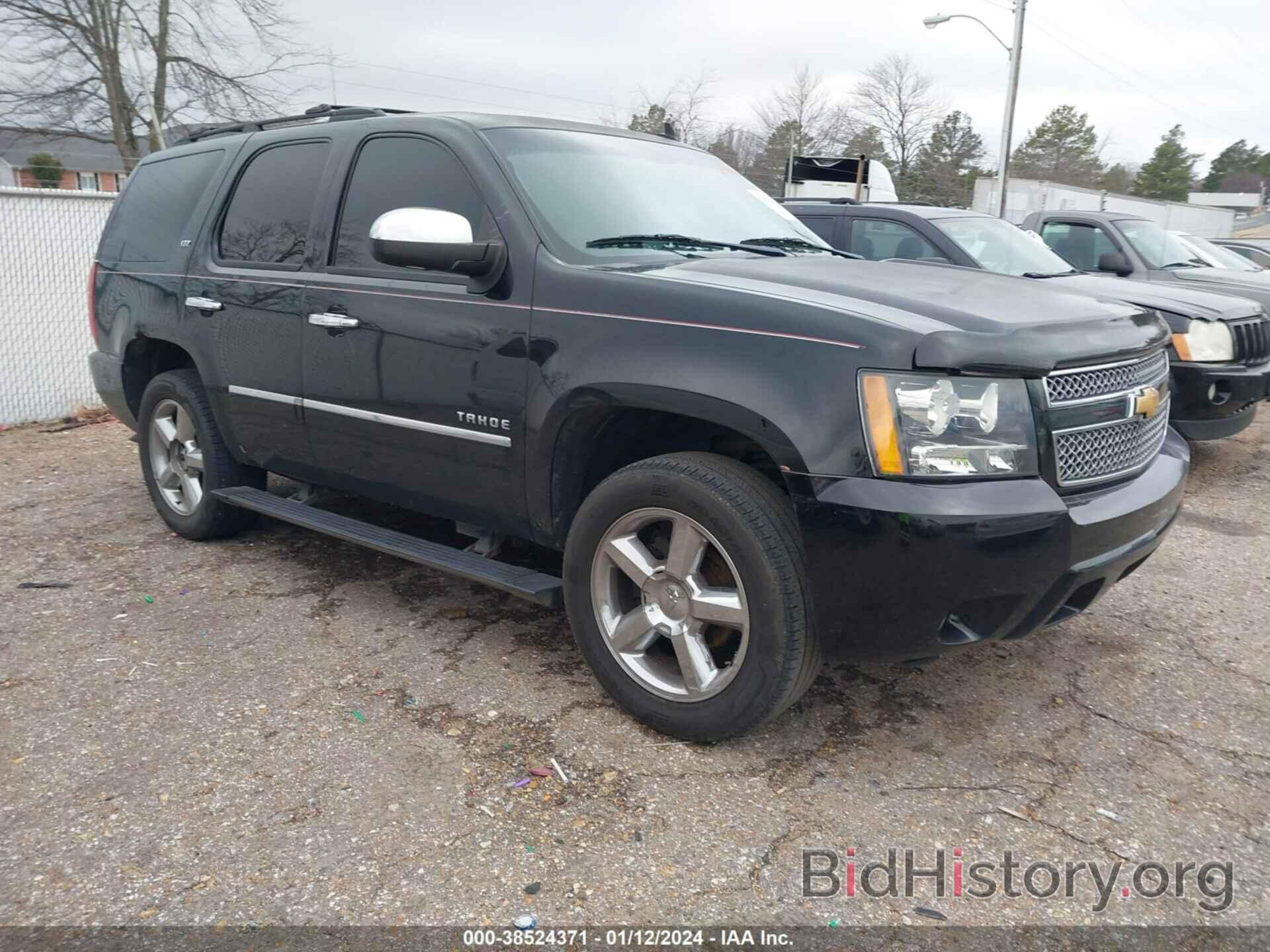 Photo 1GNSKCE07DR255847 - CHEVROLET TAHOE 2013