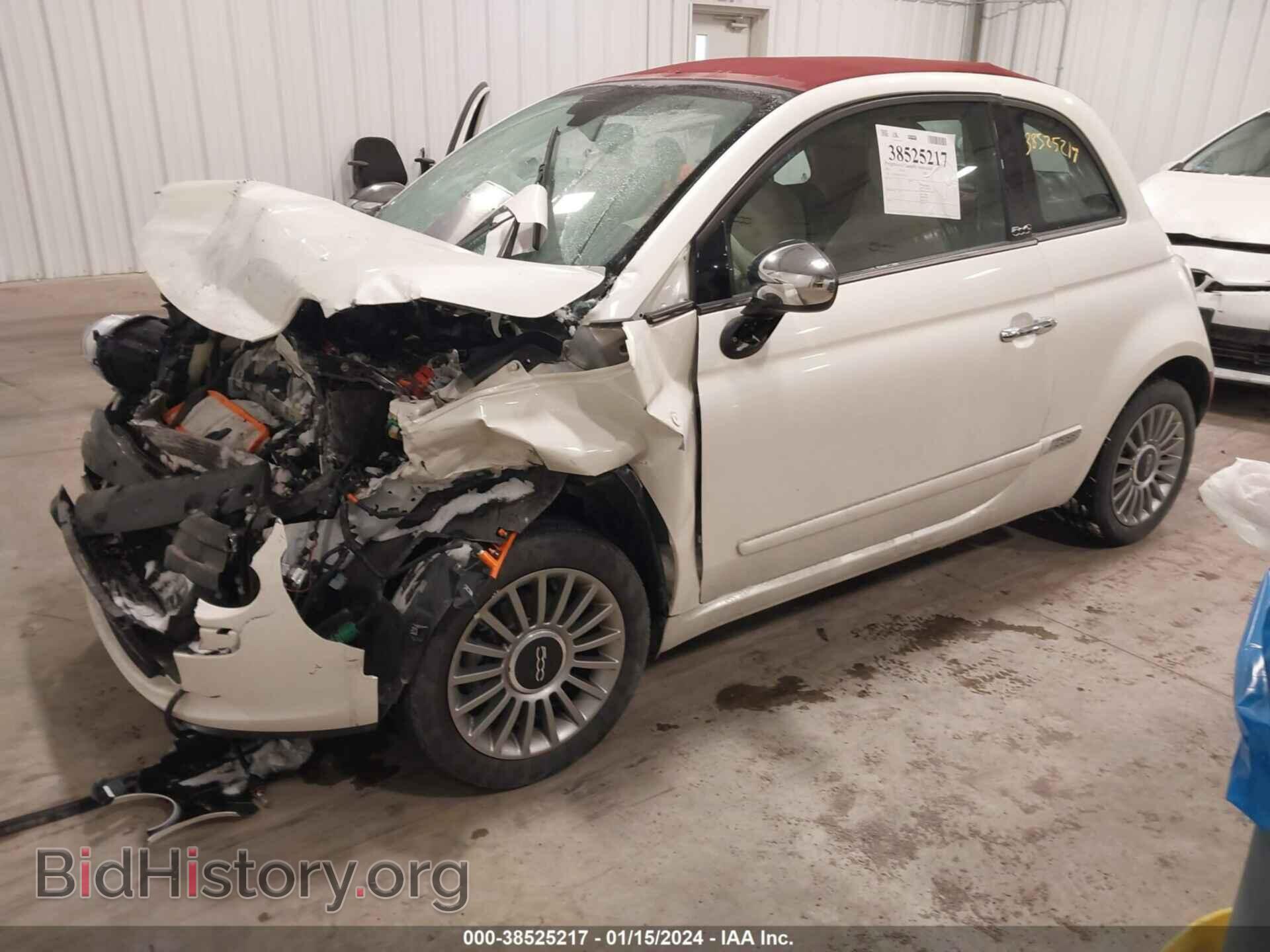 2012 FIAT 500C - VIN: 3C3CFFER7CT237747 - Photo 2