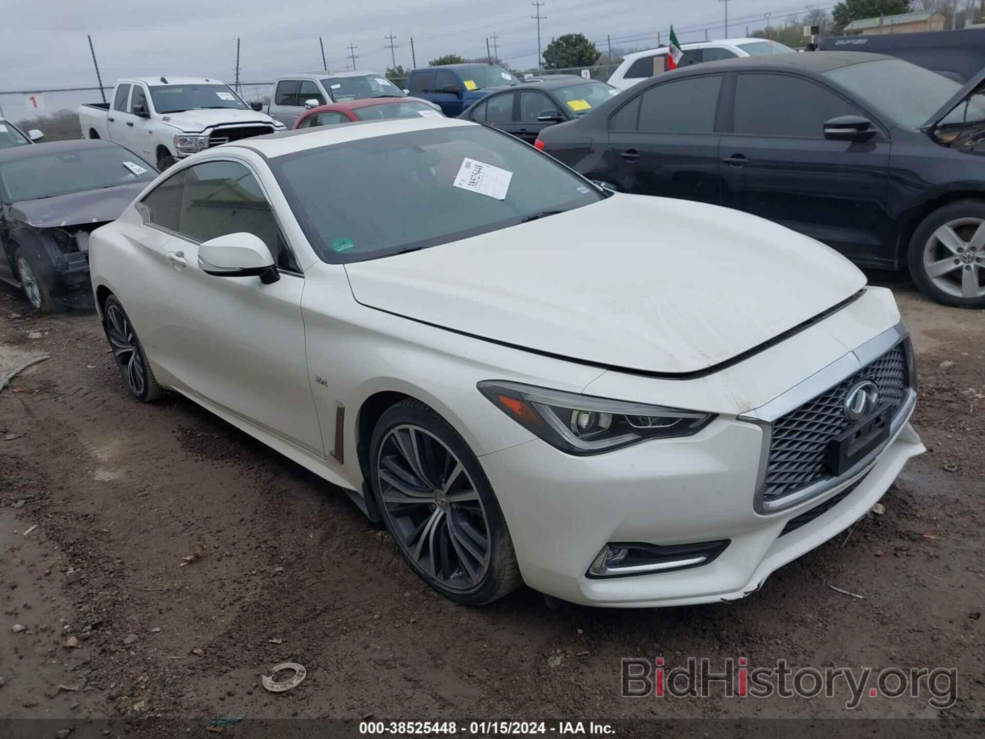 Photo JN1EV7EL8HM554588 - INFINITI Q60 2017