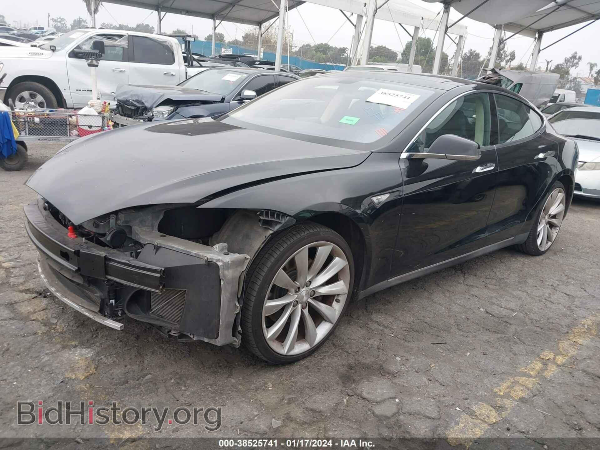2013 TESLA MODEL S - VIN: 5YJSA1DN4DFP06722 - Photo 2