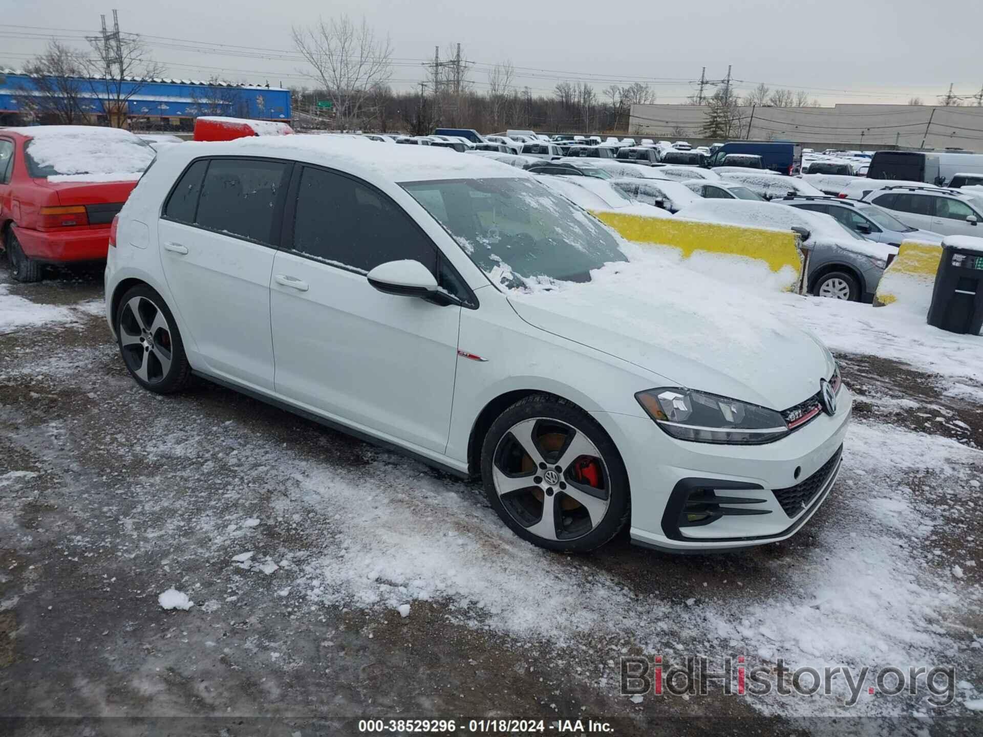 Photo 3VW547AU2JM290659 - VOLKSWAGEN GOLF GTI 2018