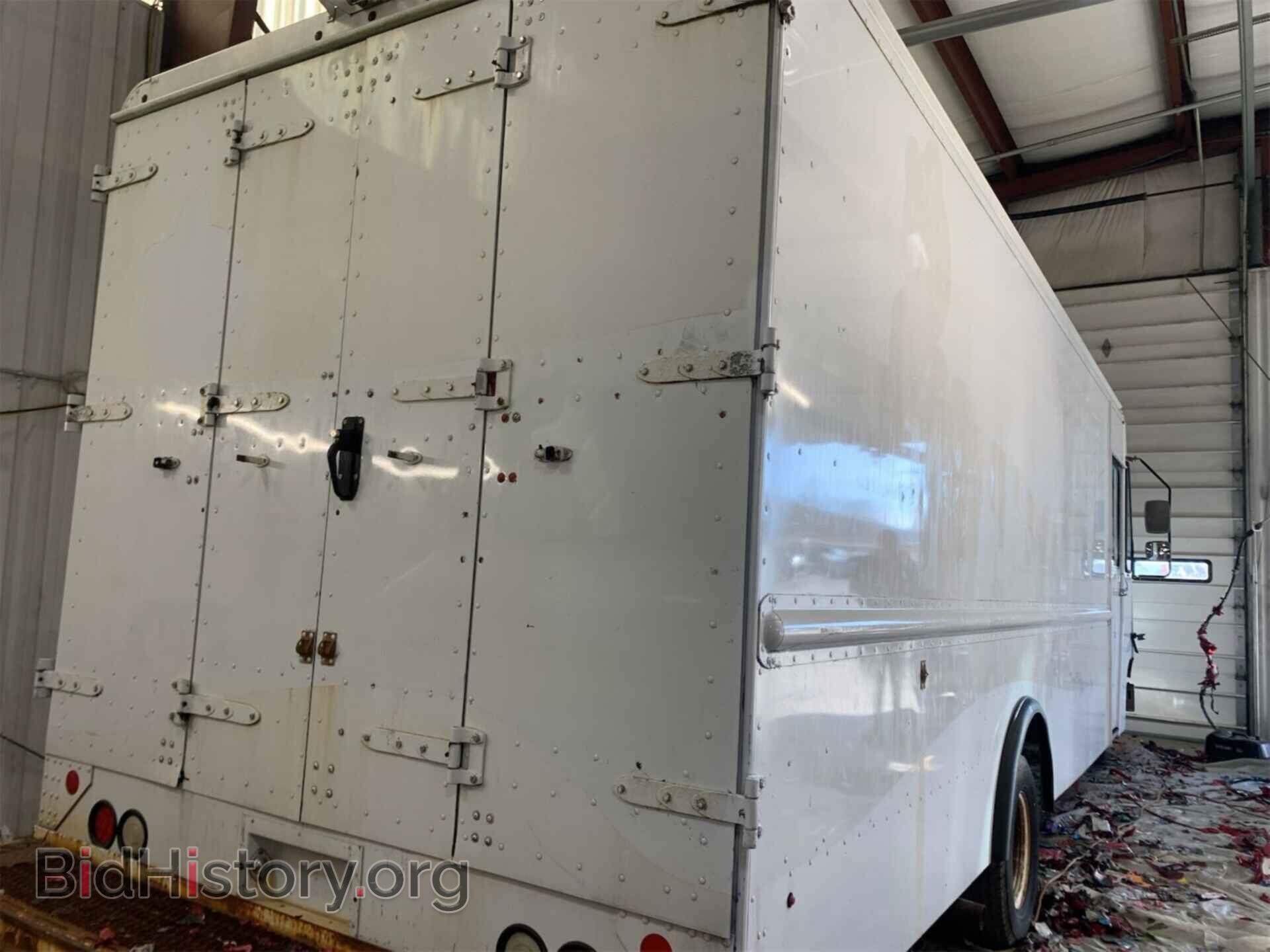 2011 FORD ECONOLINE - VIN: 1FC2E3KL3BDA42077 - Фото 6