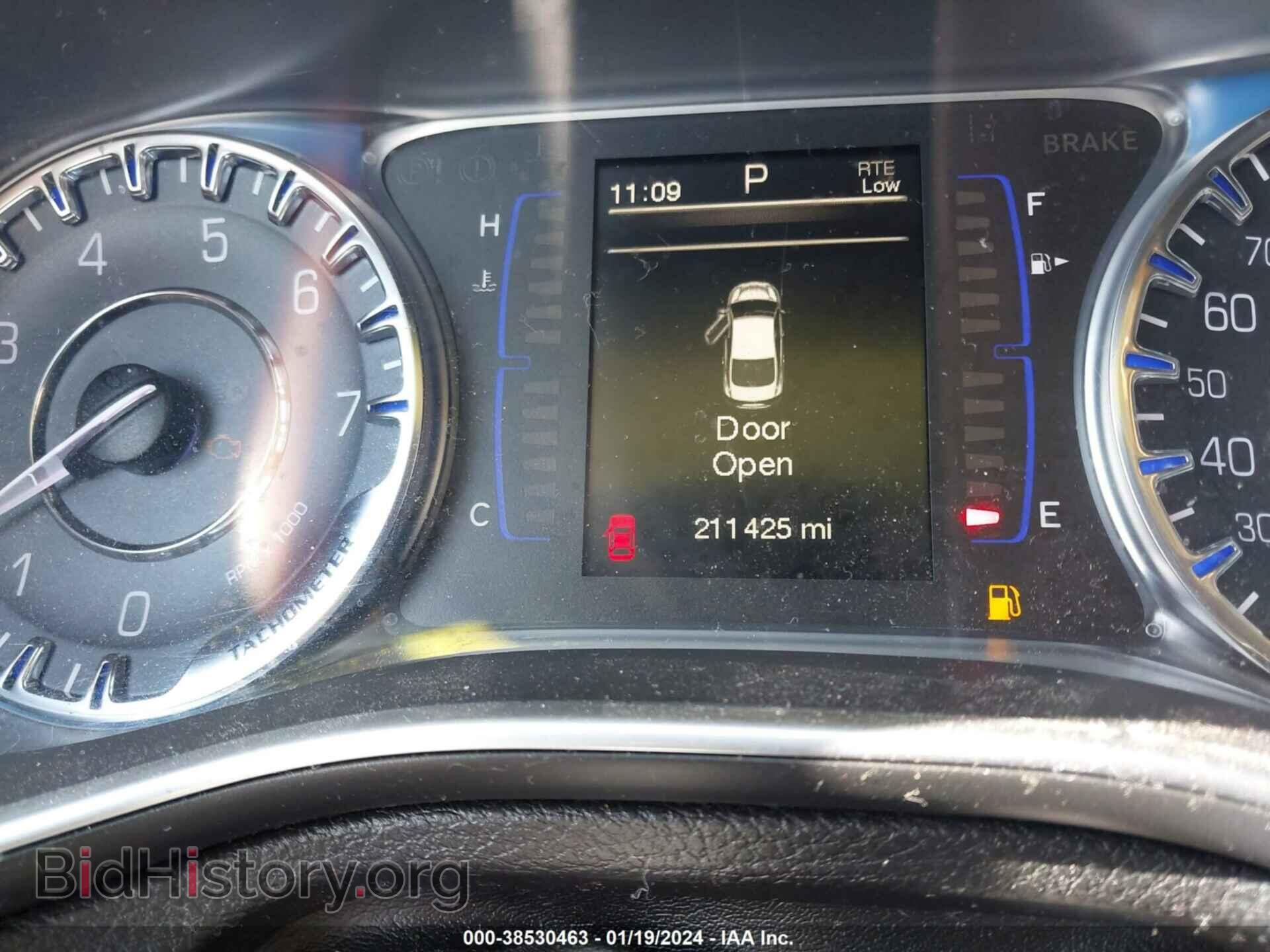 2015 CHRYSLER 200 - VIN: 1C3CCCAB3FN608214 - Фото 7