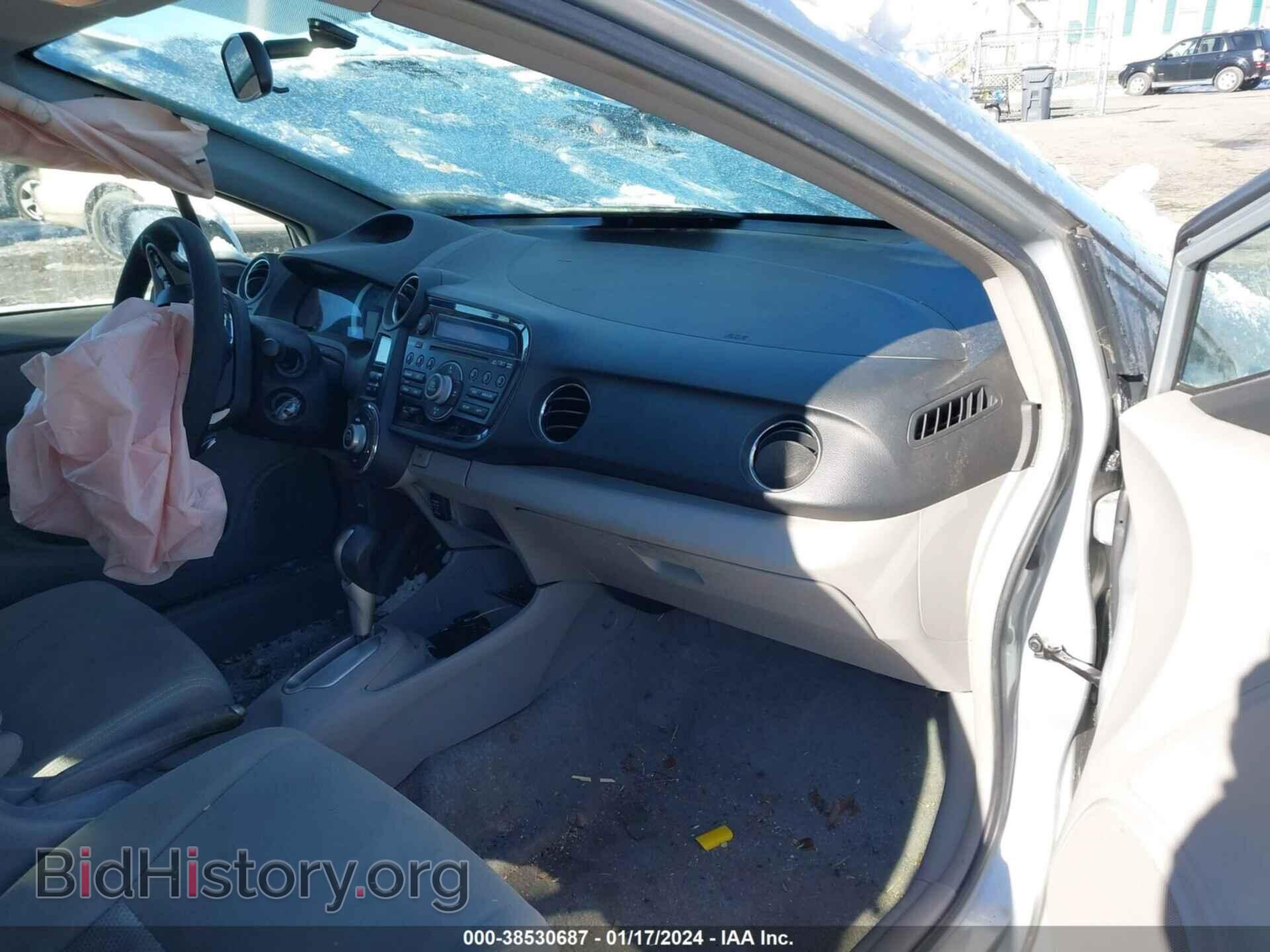 2011 HONDA INSIGHT - VIN: JHMZE2H72BS012663 - Фото 5