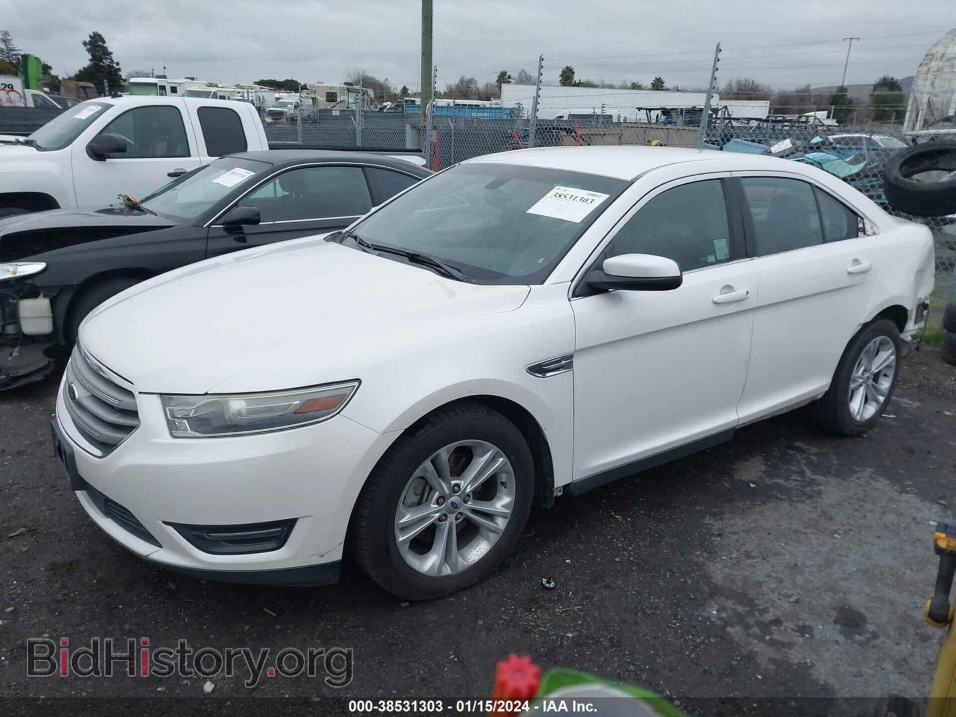 2013 FORD TAURUS - VIN: 1FAHP2E83DG110617 - Фото 2