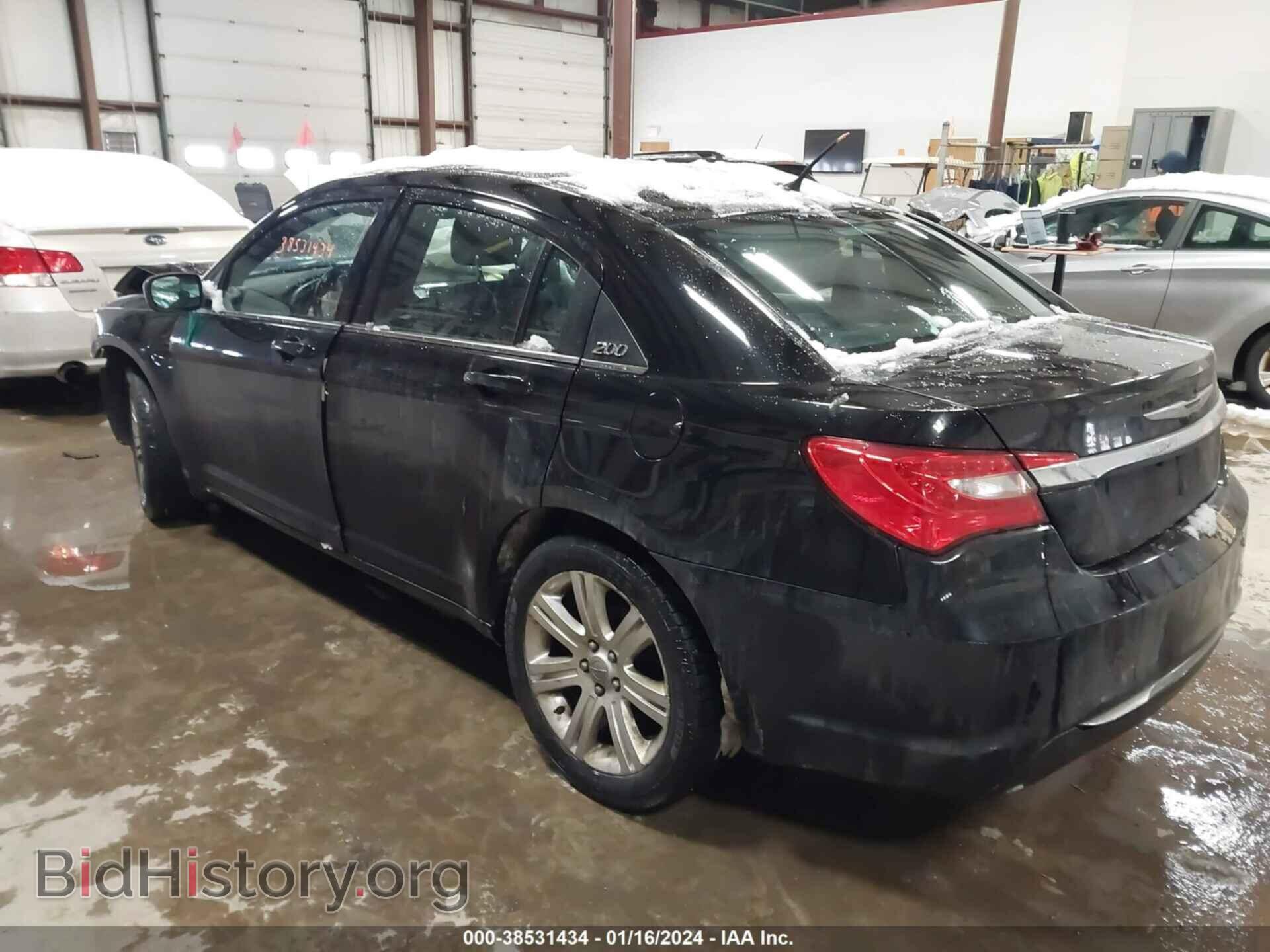 2013 CHRYSLER 200 - VIN: 1C3CCBBB2DN694072 - Фото 3