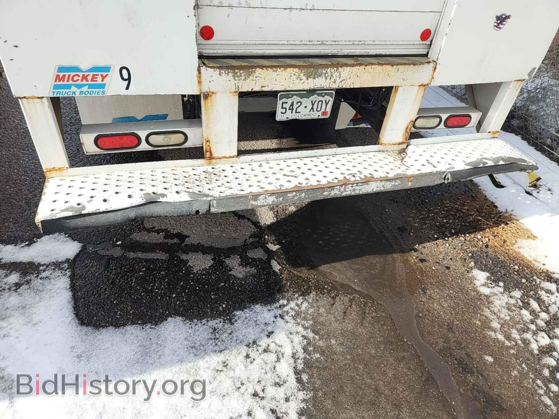 2011 FORD E-450 CUTAWAY - VIN: 1FDXE4FL5BDB37466 - Фото 3