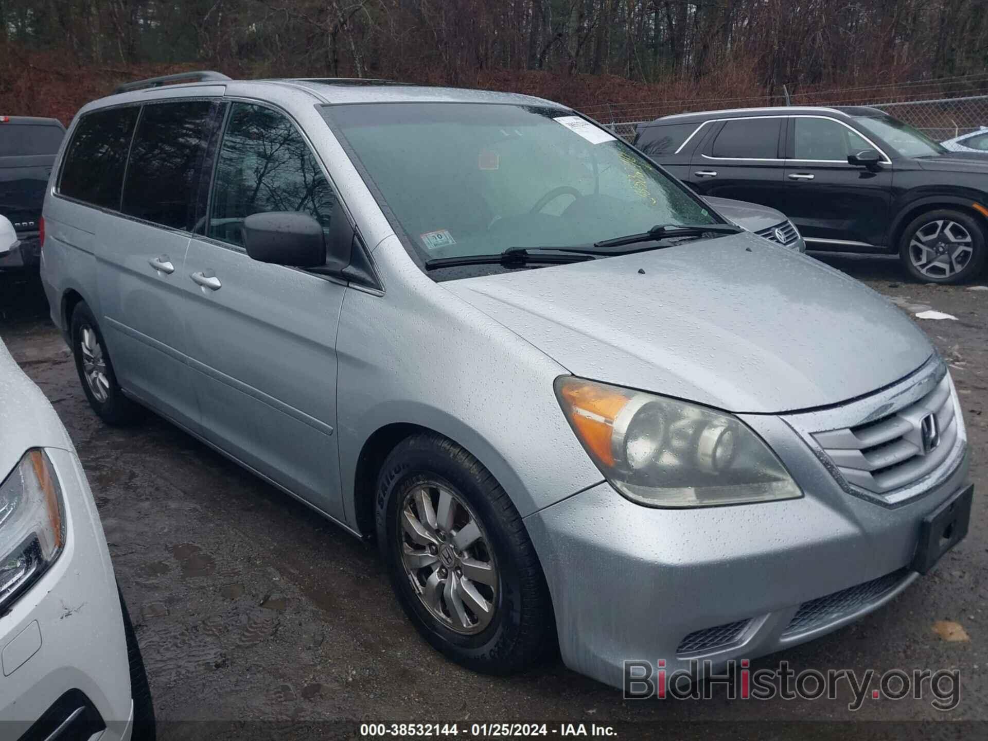 Photo 5FNRL3H6XAB027461 - HONDA ODYSSEY 2010