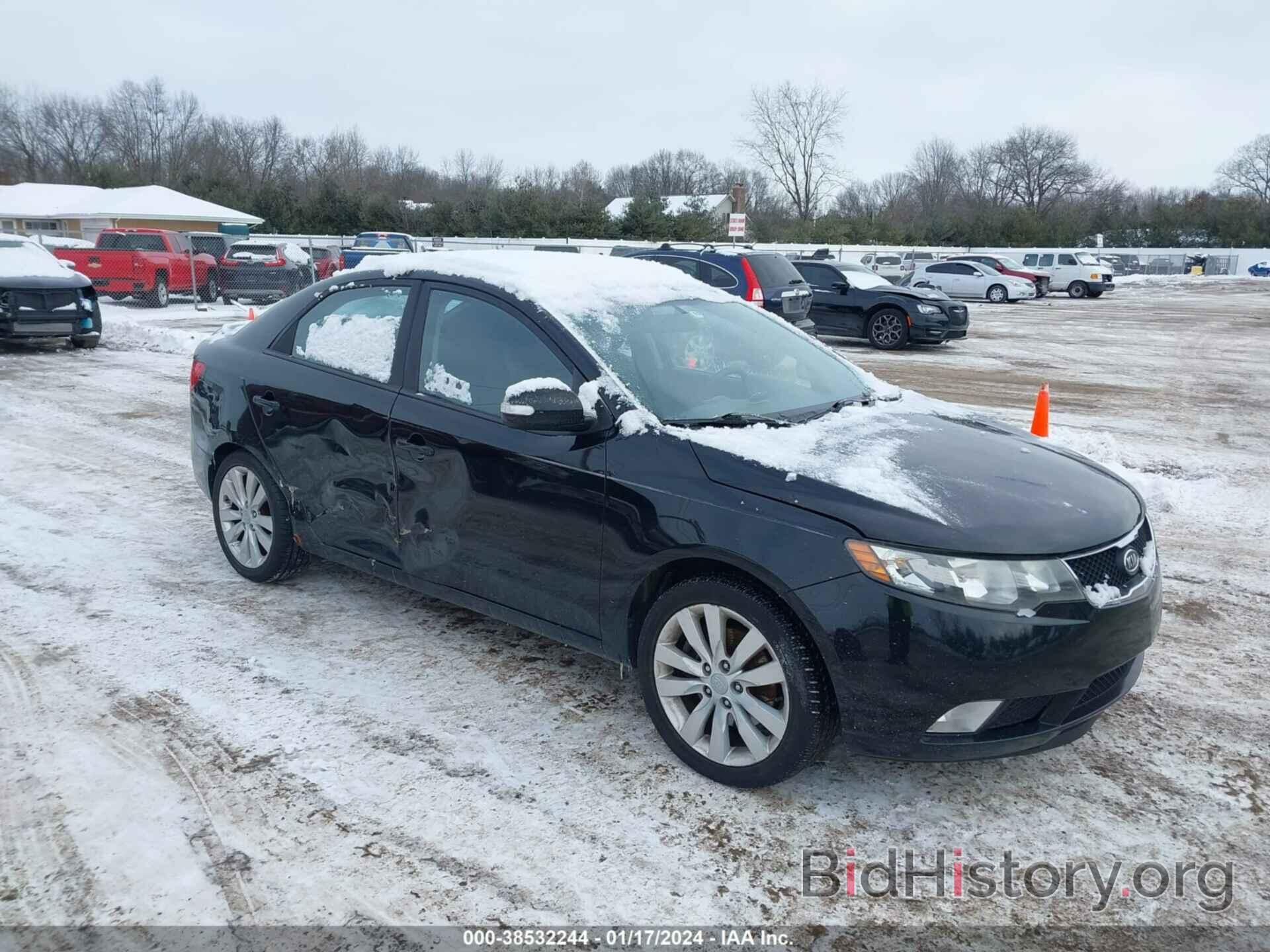 Photo KNAFW4A31A5137295 - KIA FORTE 2010