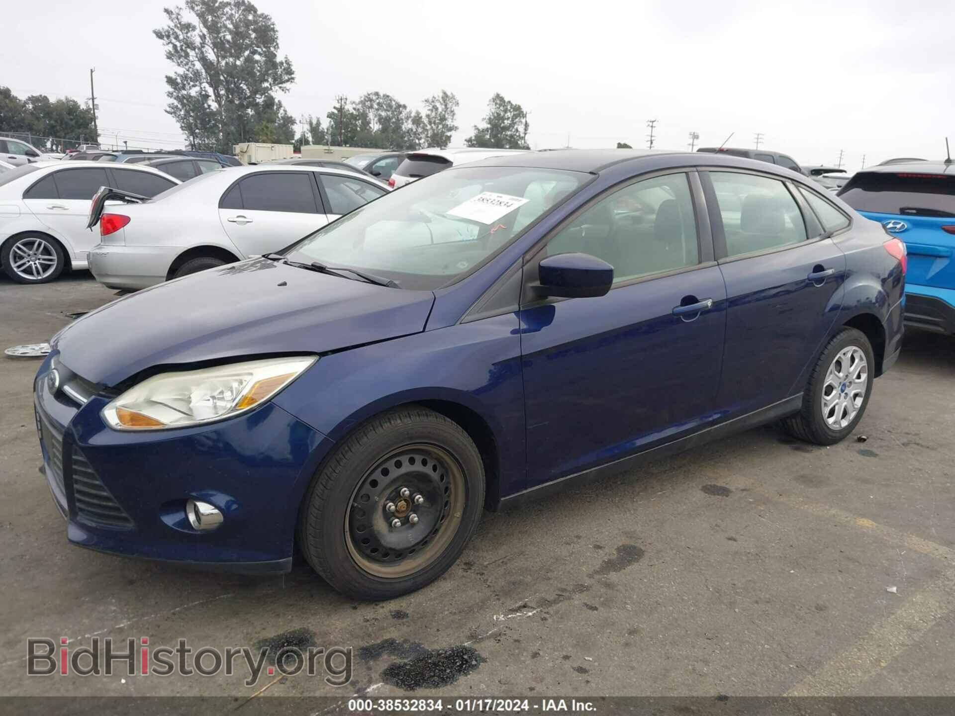 2012 FORD FOCUS - VIN: 1FAHP3F24CL105092 - Фото 2