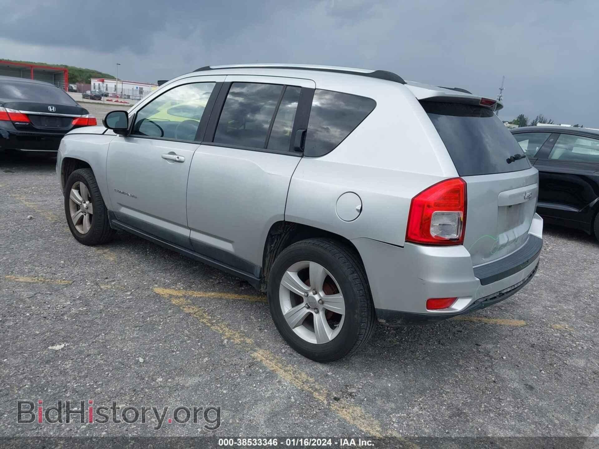 2011 JEEP COMPASS - VIN: 1J4NT1FA5BD178611 - Photo 3