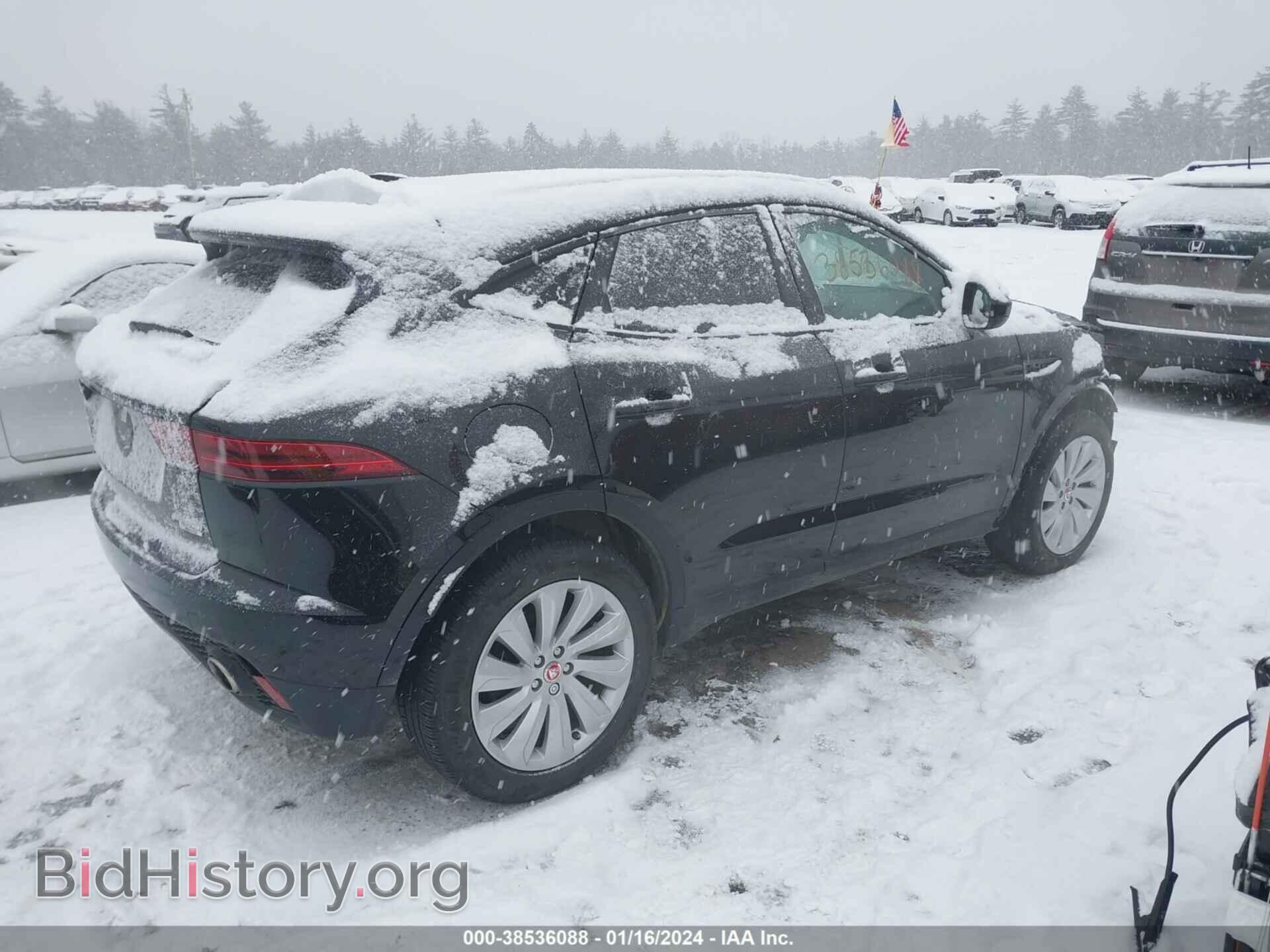 2020 JAGUAR E-PACE - VIN: SADFP2FX9L1Z77047 - Photo 4