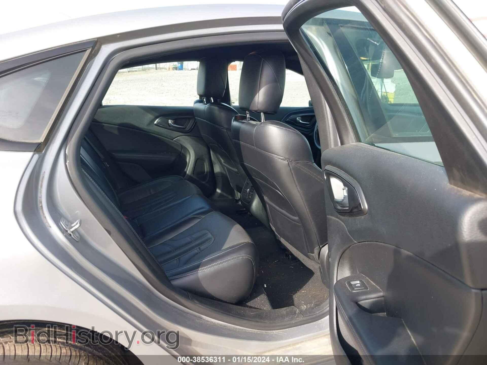 2015 CHRYSLER 200 - VIN: 1C3CCCBB2FN592411 - Photo 8