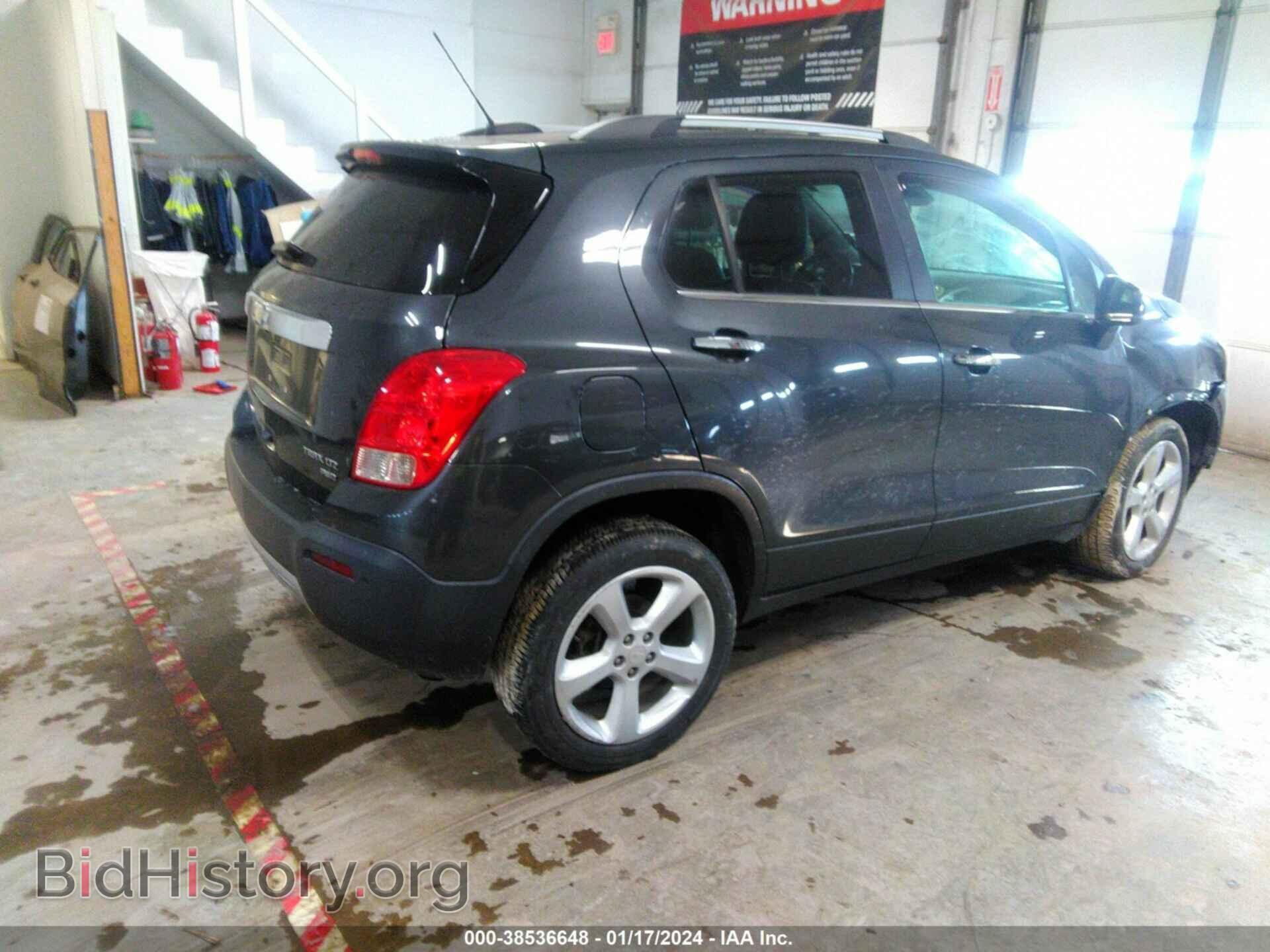 2016 CHEVROLET TRAX - VIN: 3GNCJRSB1GL200385 - Фото 4