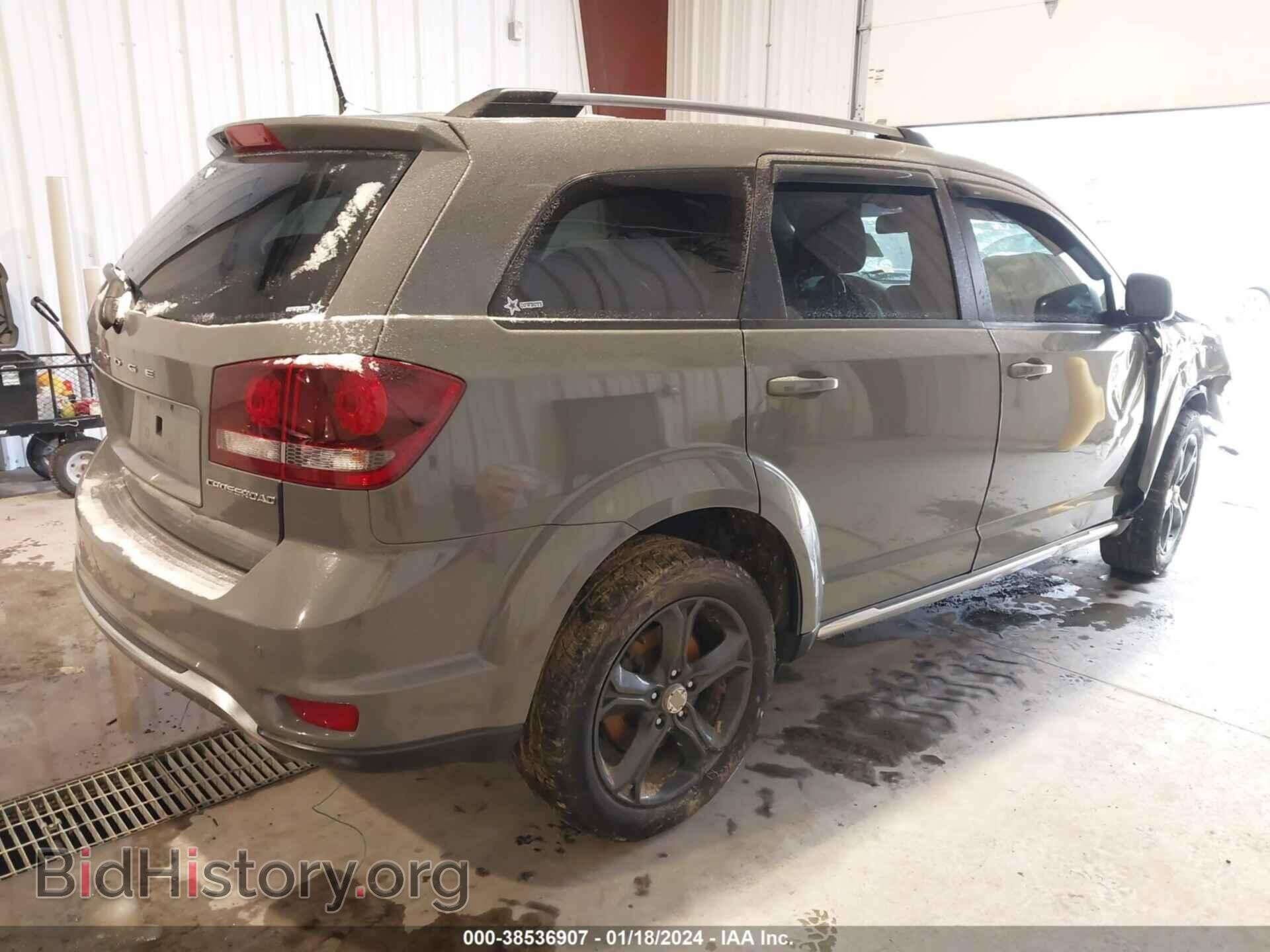 2020 DODGE JOURNEY - VIN: 3C4PDCGB3LT262971 - Фото 4